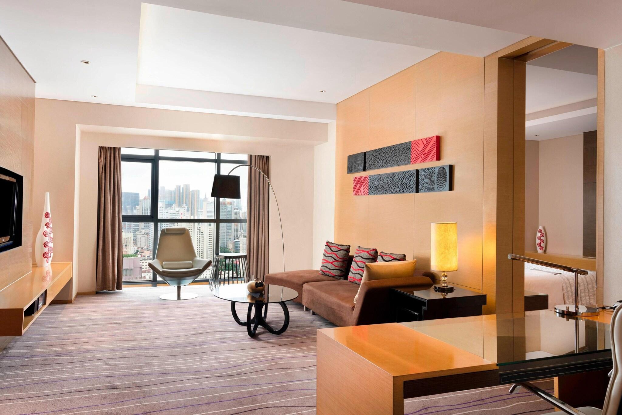 Junior Suite King Bed One Bedroom 