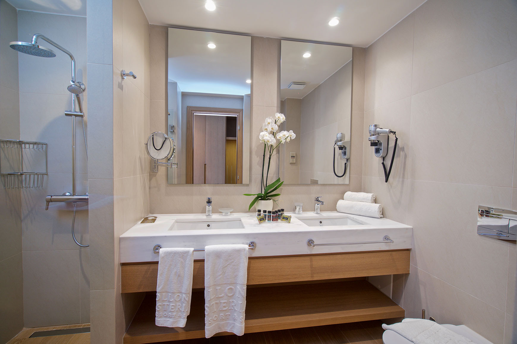 Junior Suite with Balcony