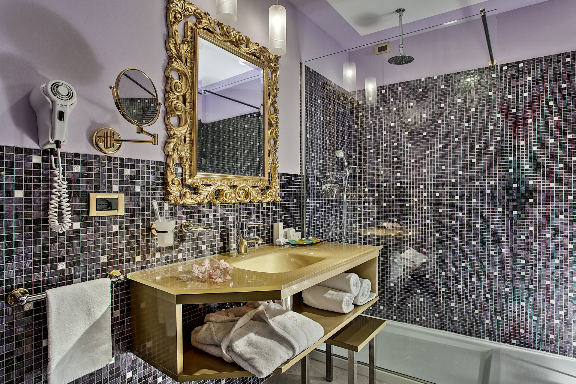 Double or Twin Deluxe