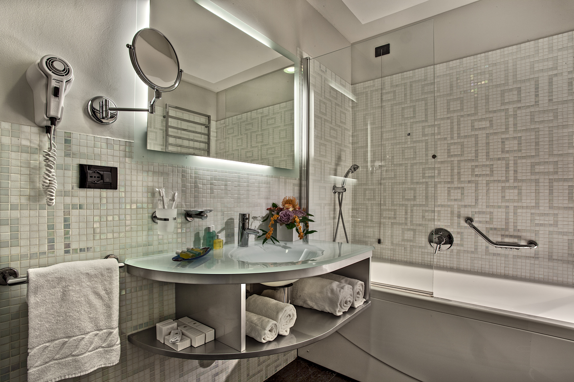 Double or Twin Deluxe