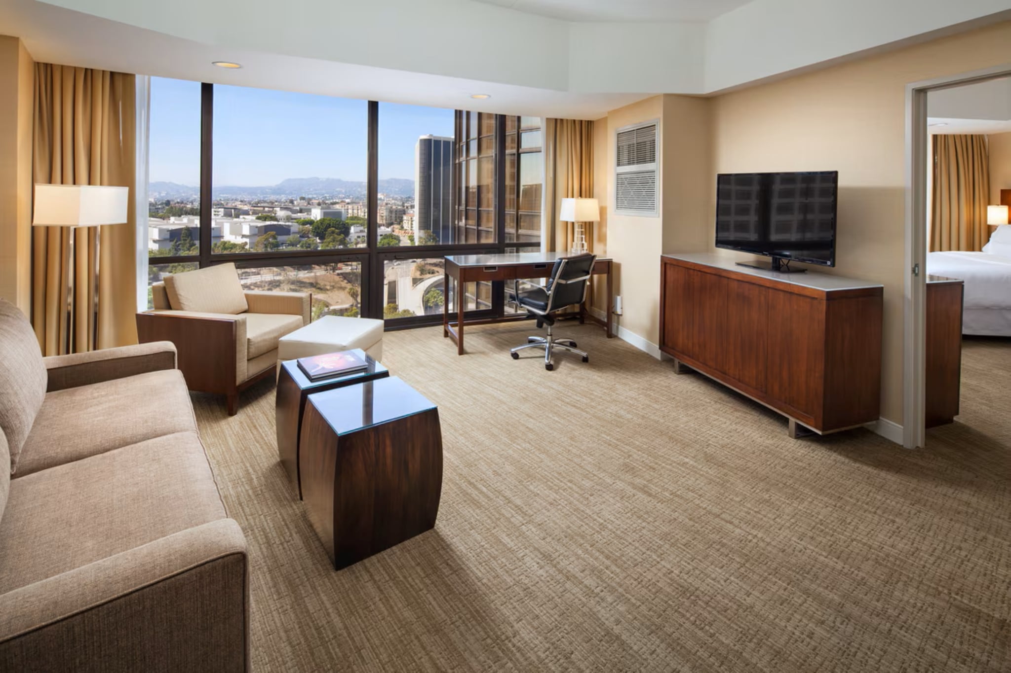 Suite City View One Bedroom