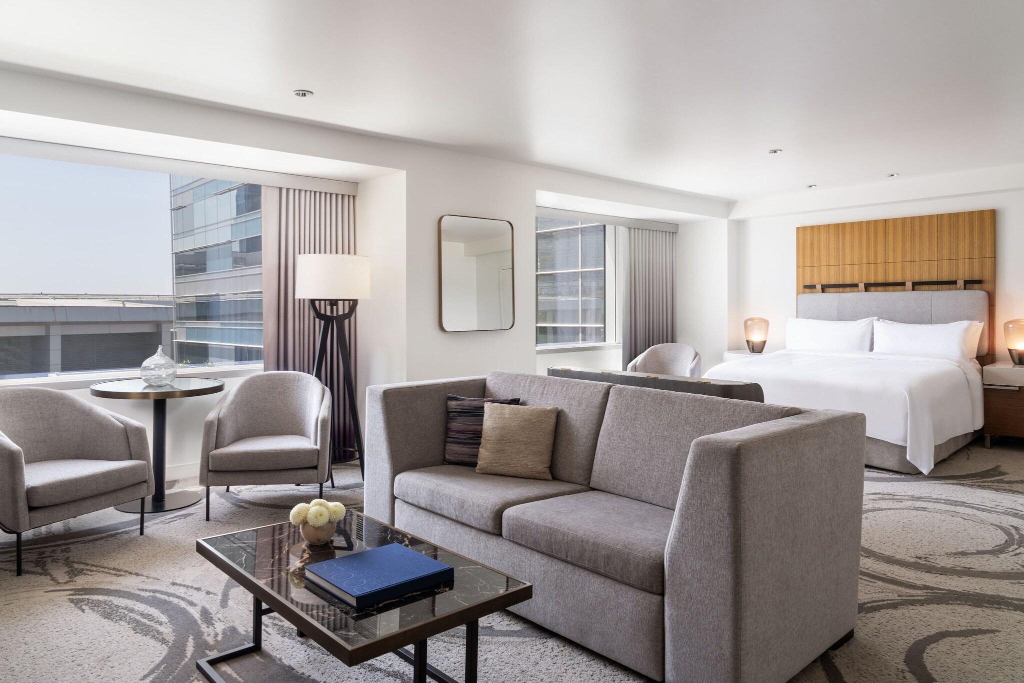 Studio King Size Bed