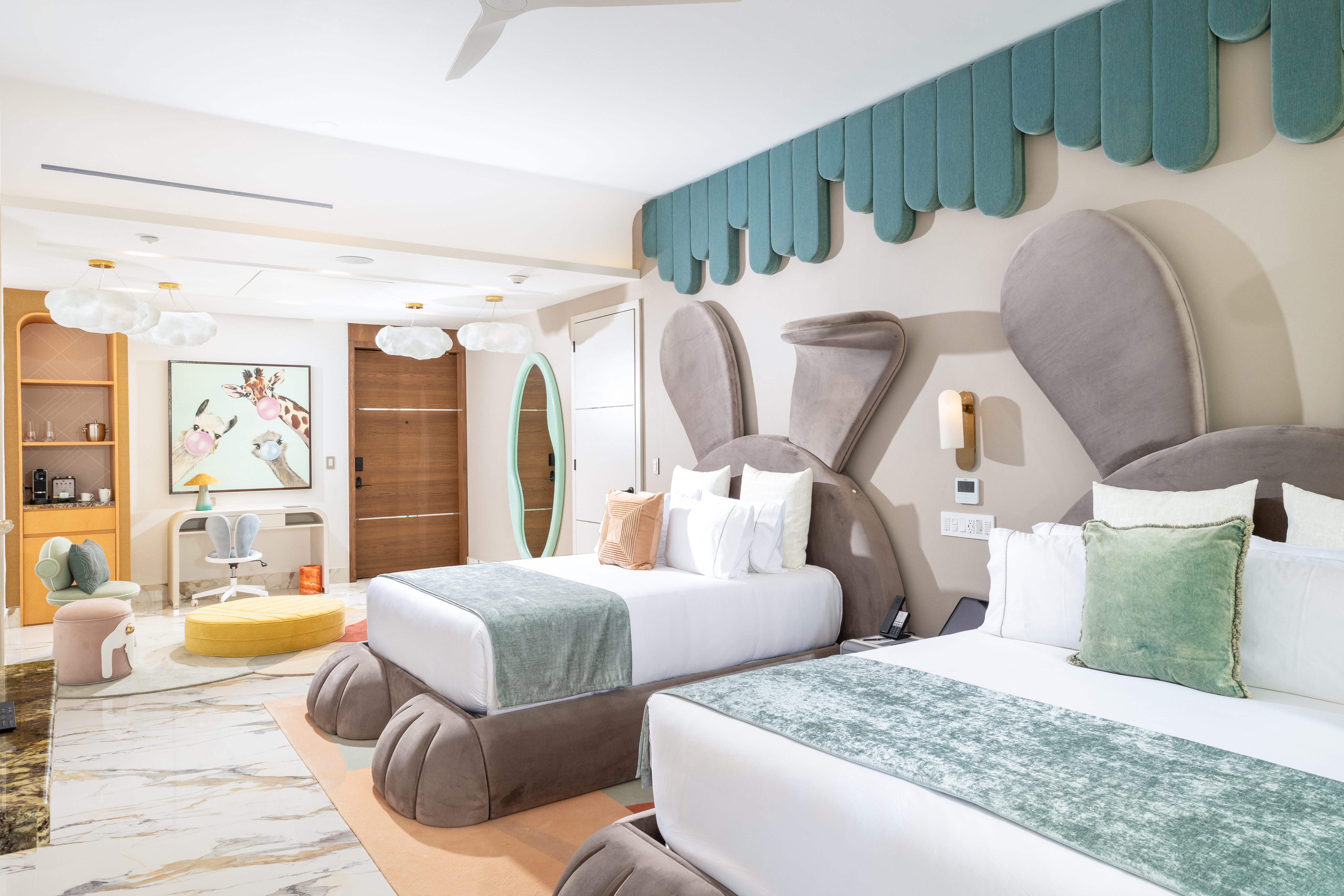 Suite Capacity 4 Two Bedrooms