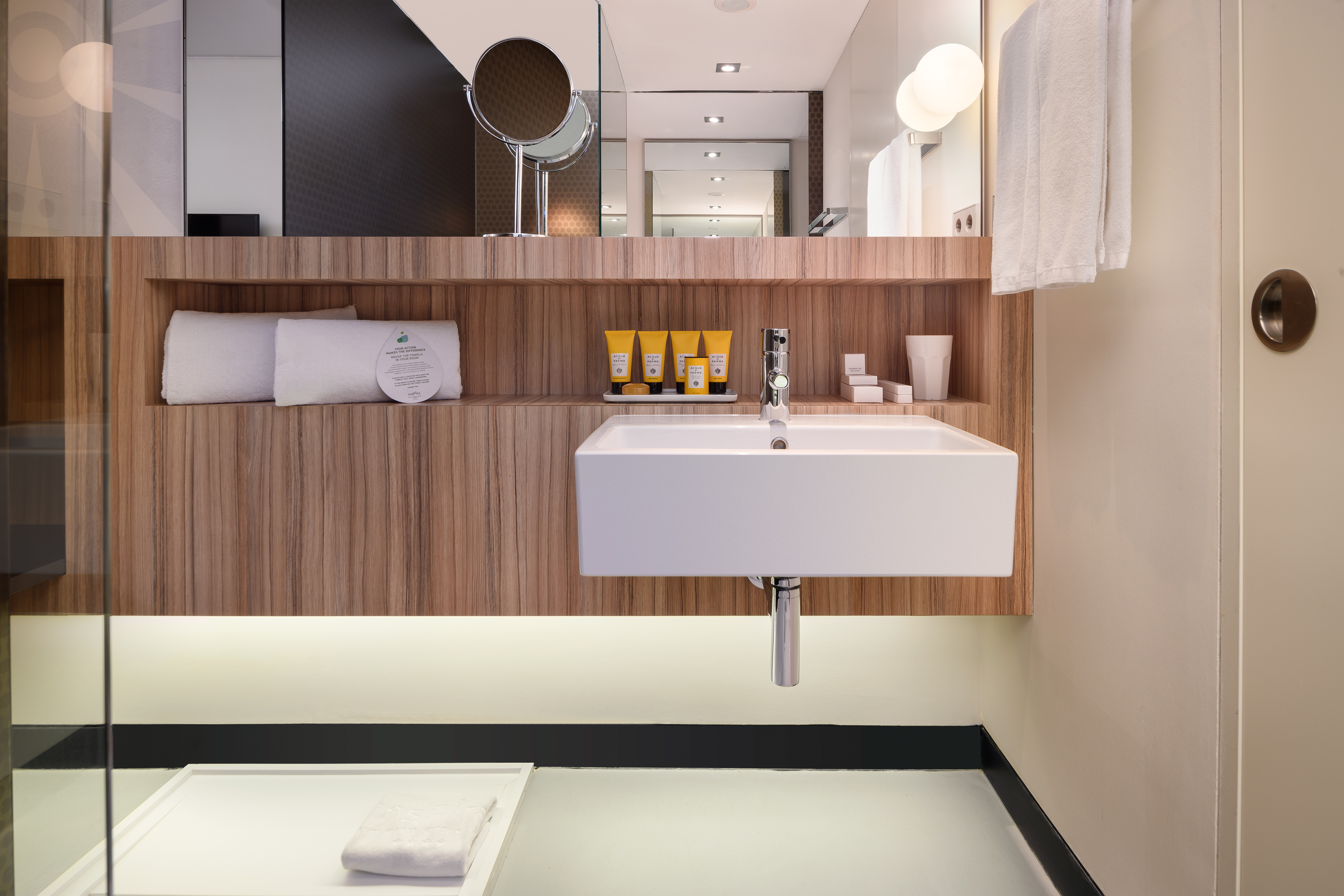 Double Superior with Double Bed