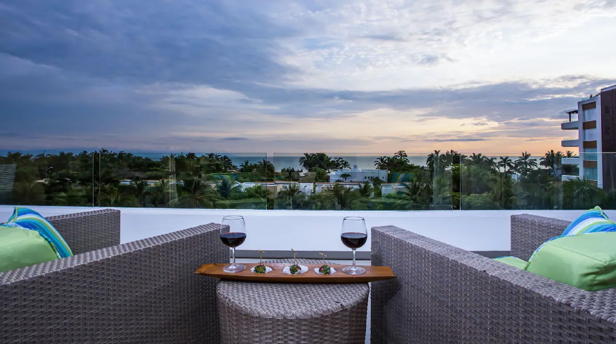 Apartment Capacity 5 Two Bedrooms