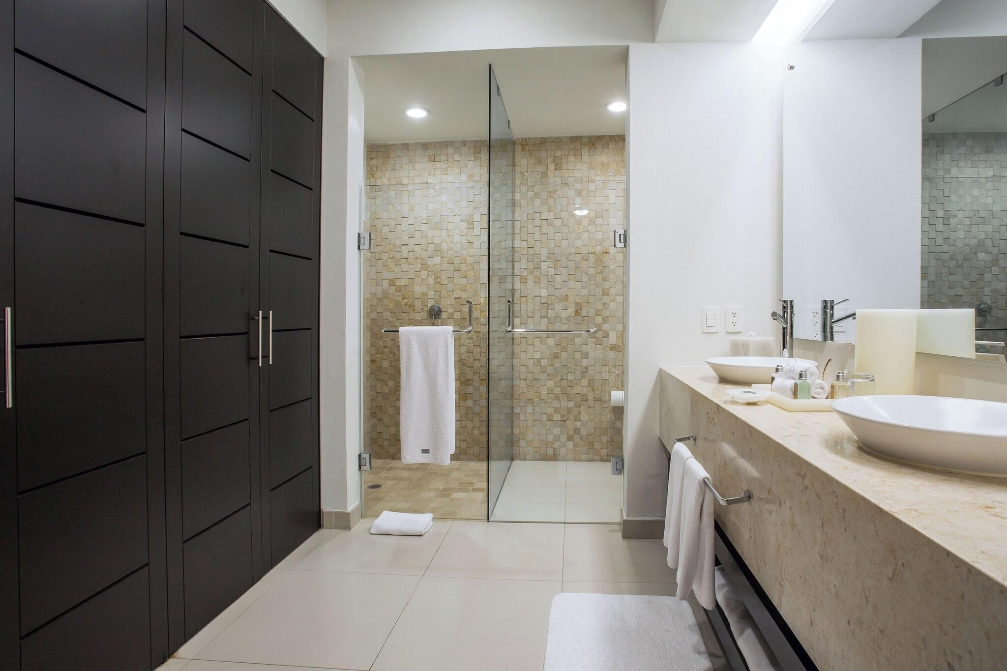 Double King Size Bed