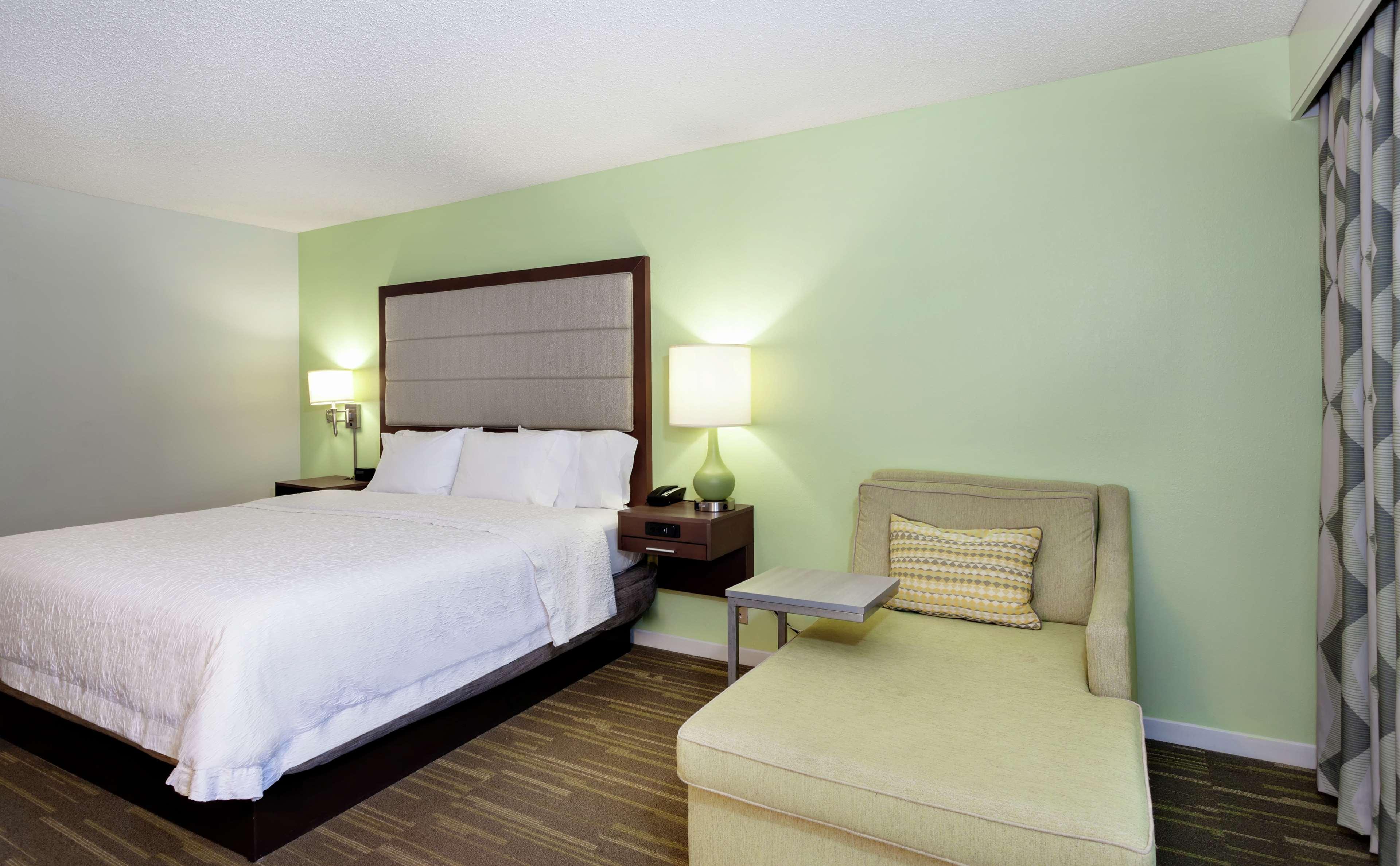 Double King Bed Non Smoking