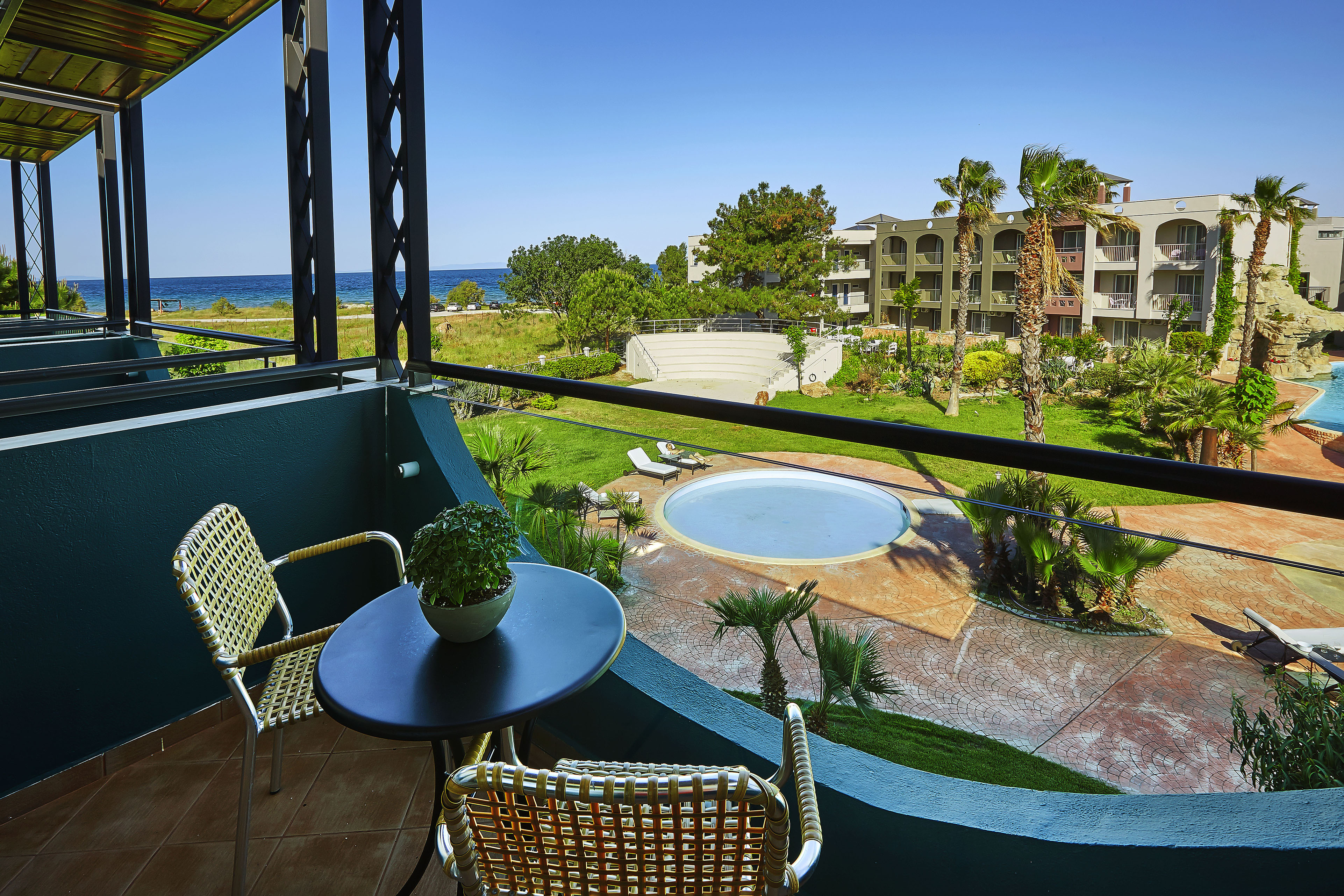 Junior Suite Side Sea View