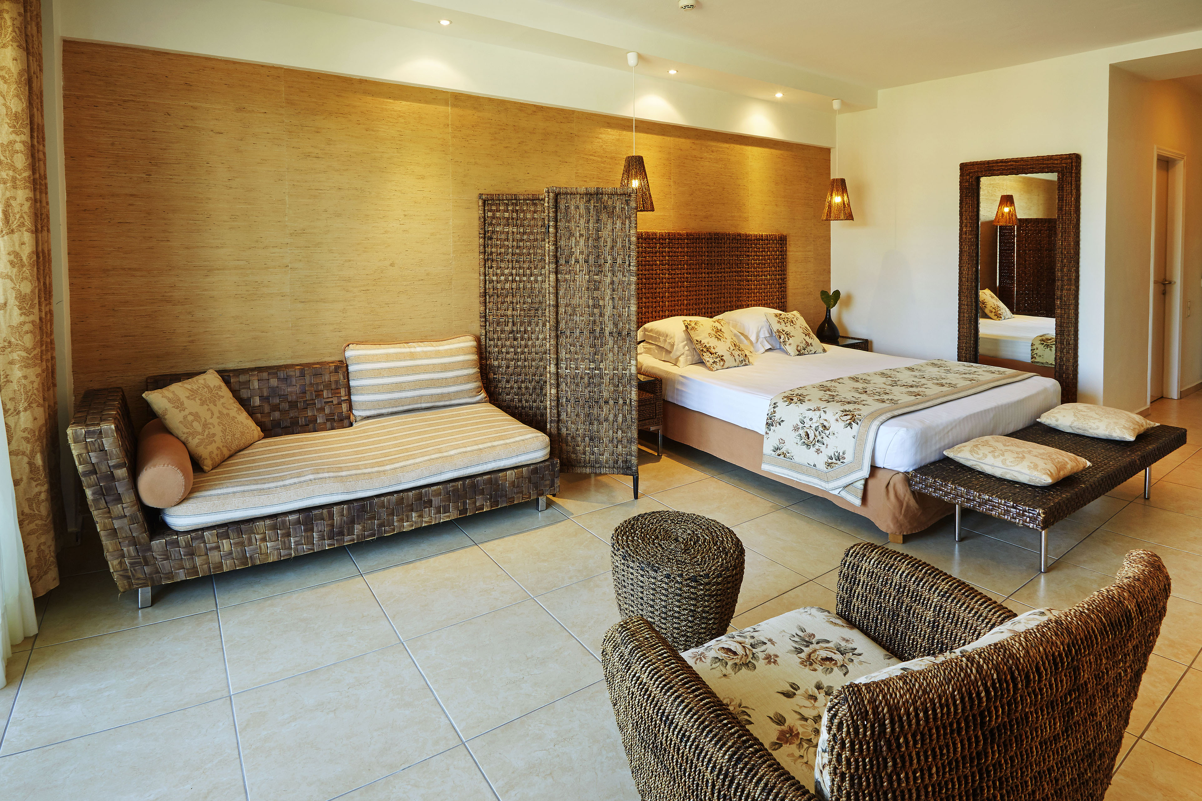 Junior Suite Side Sea View