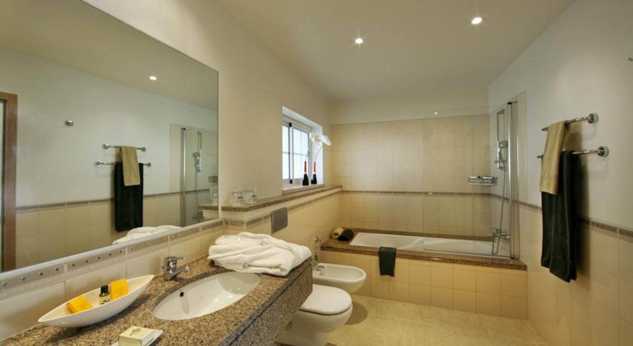 Apartment Pool View Two Bedrooms