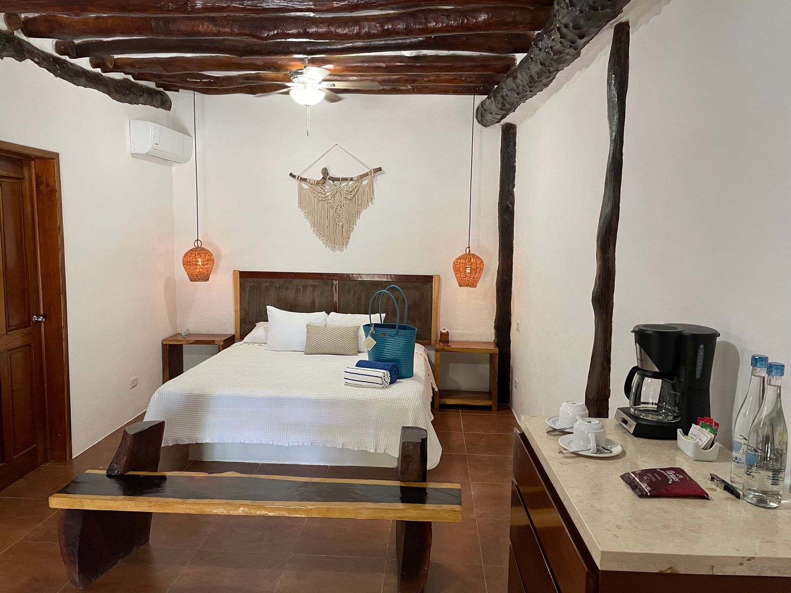 Junior Suite Garden View King Bed