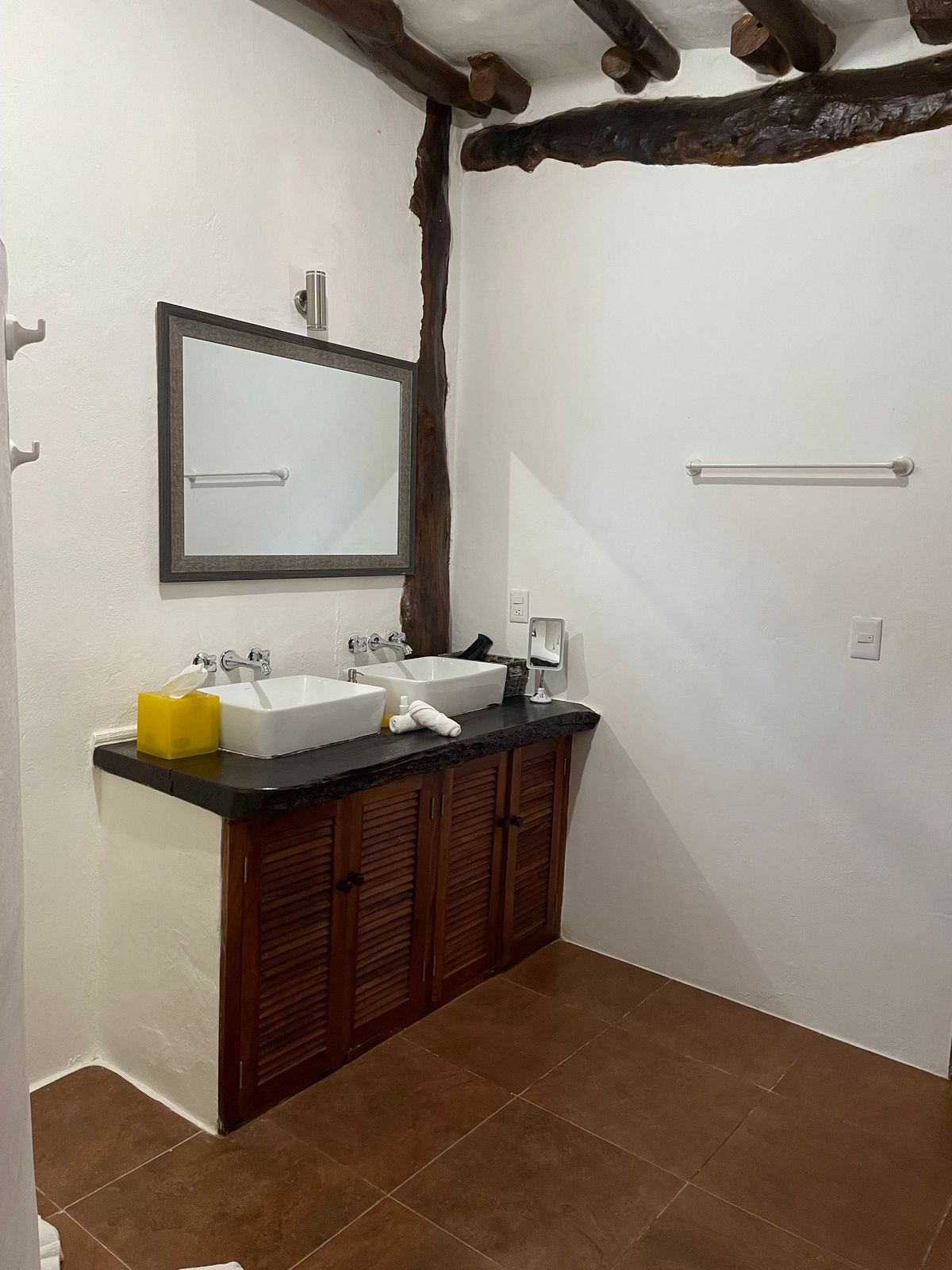 Junior Suite Garden View King Bed