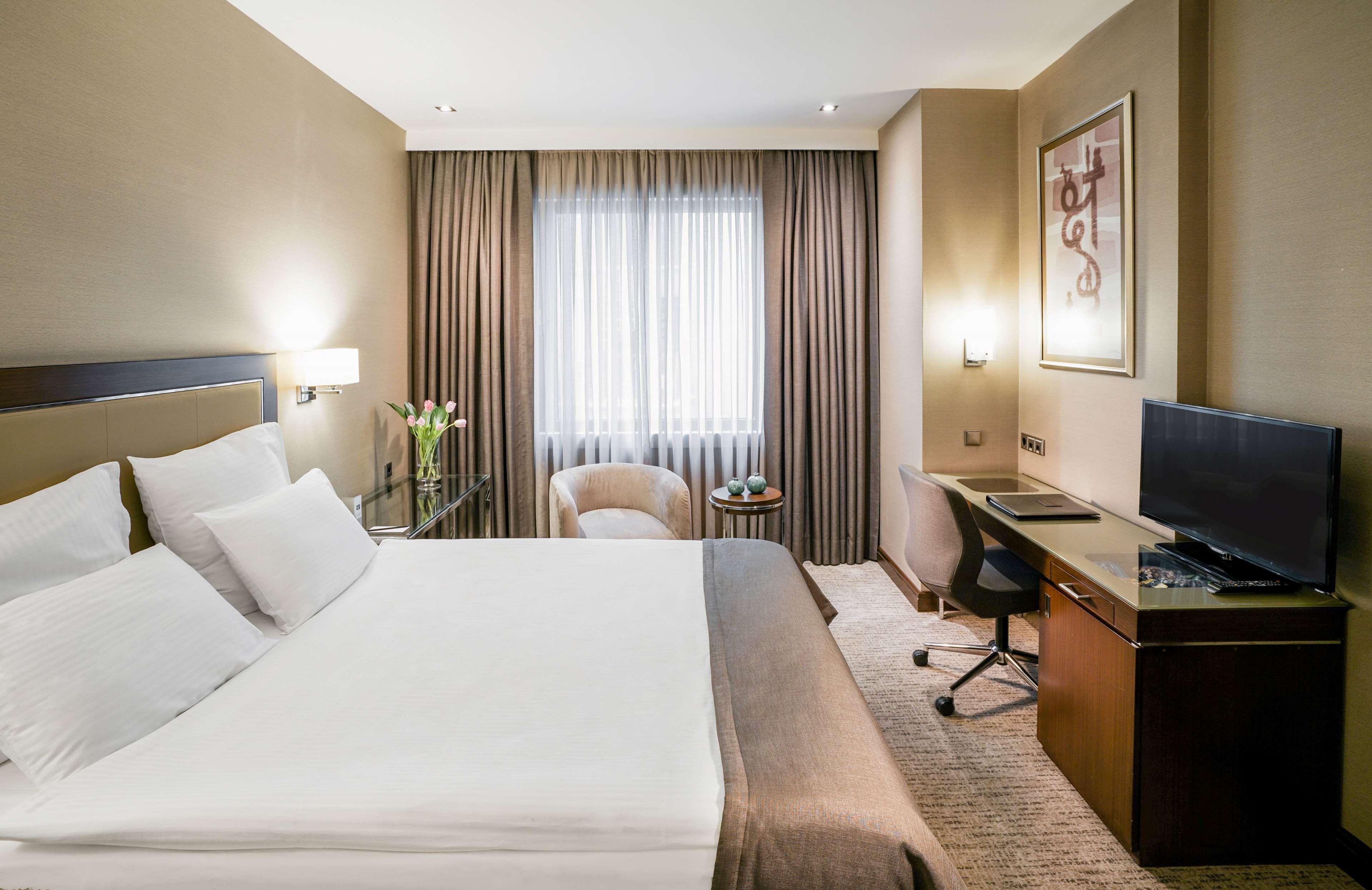 Double or Twin Superior