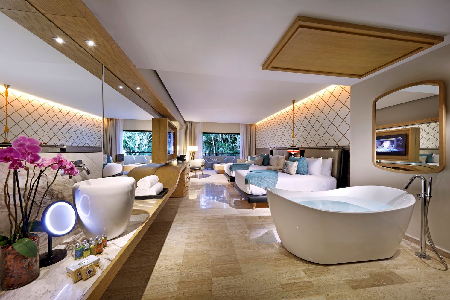Junior Suite with Jacuzzi