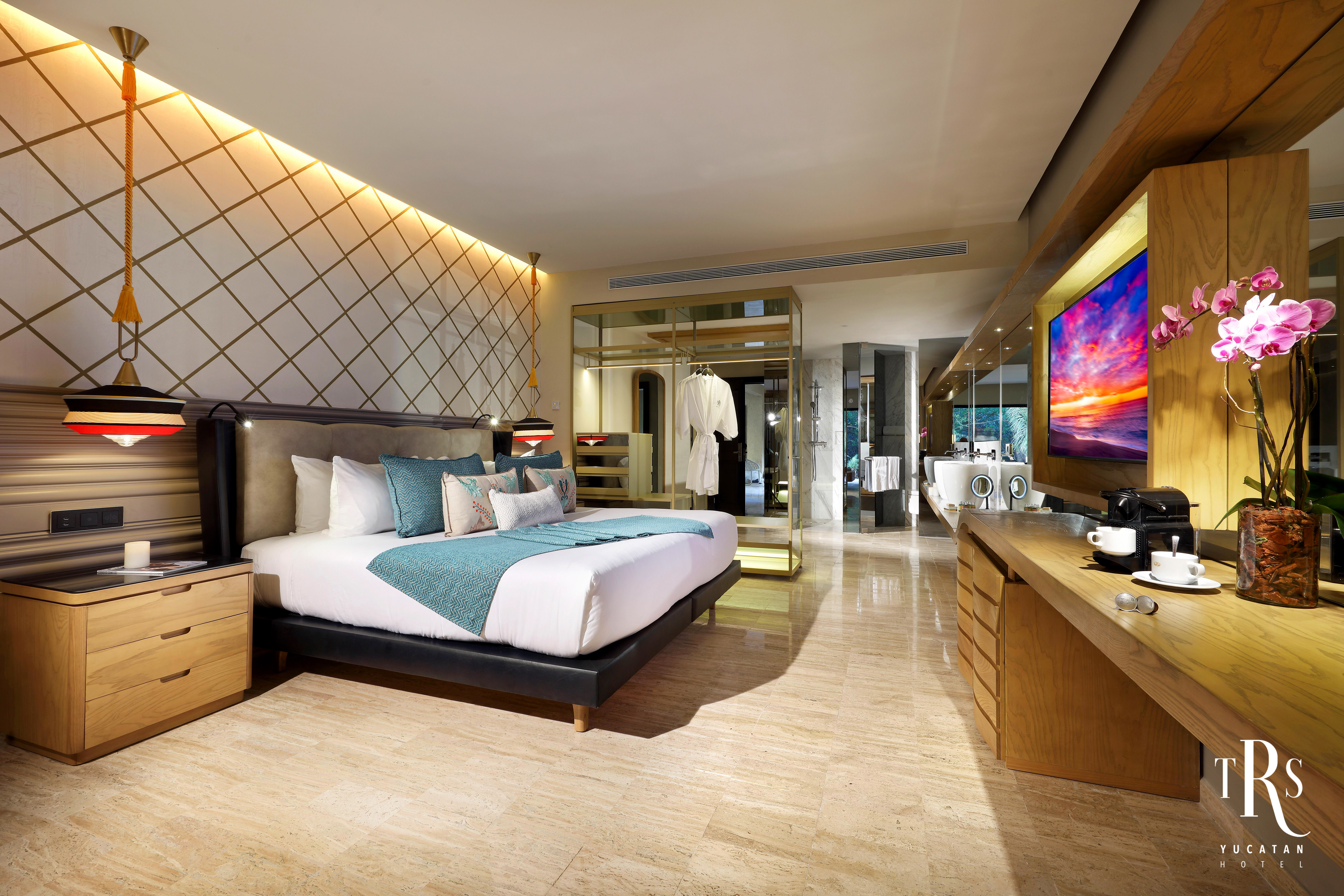 Junior Suite with Private Pool