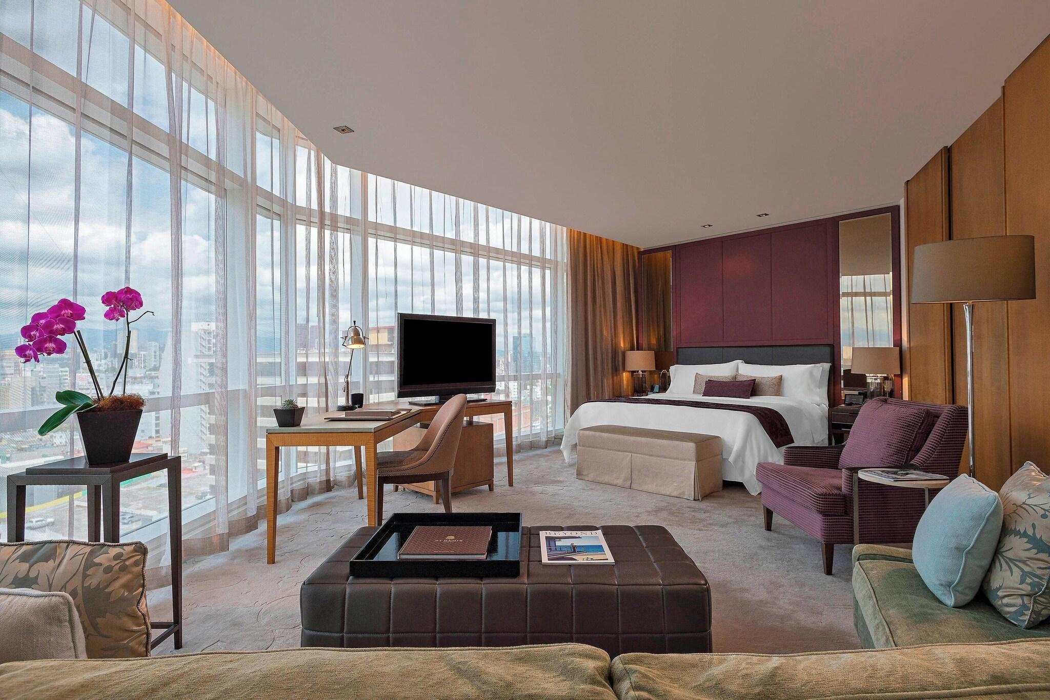 Junior Suite King Size Bed