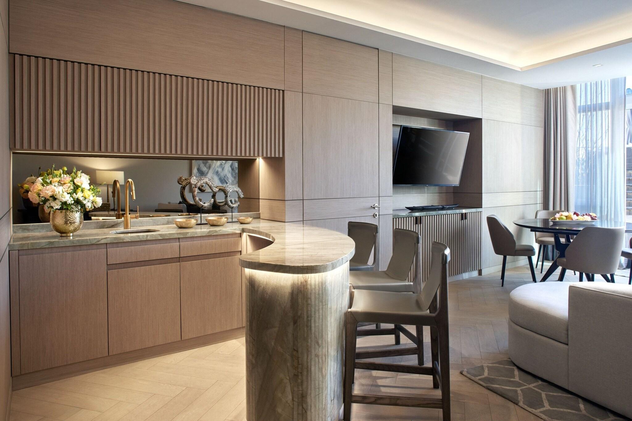 Suite with Private Pool