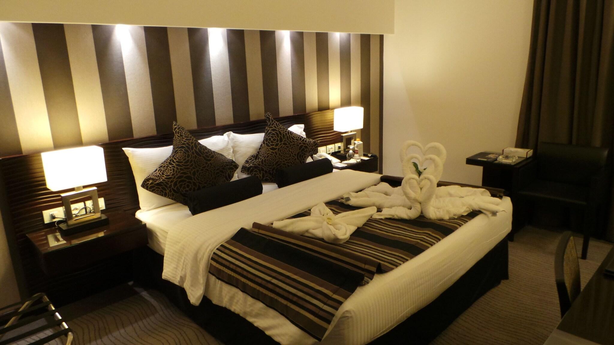 Suite Deluxe King Bed