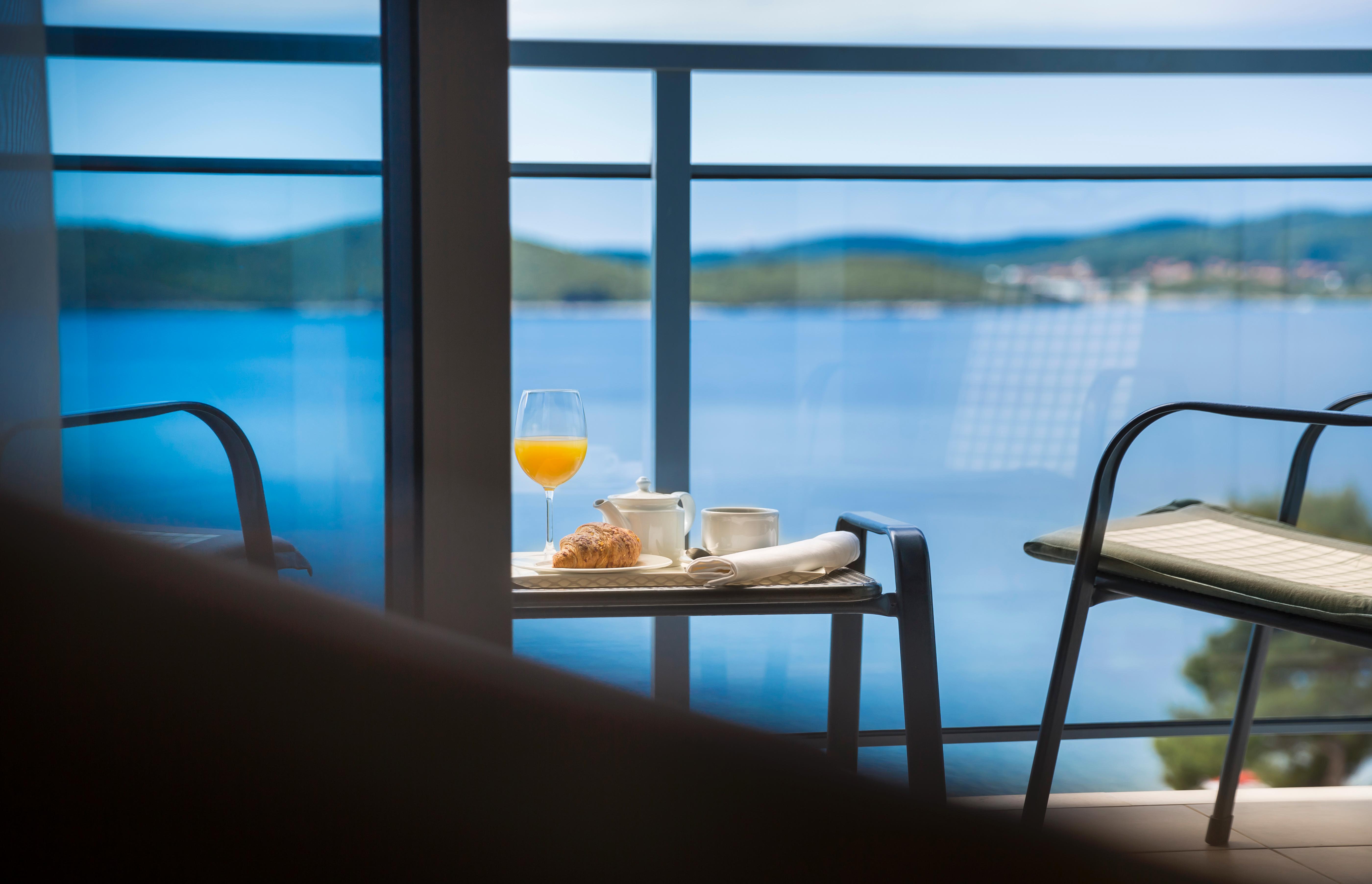 Junior Suite Sea View with Balcony