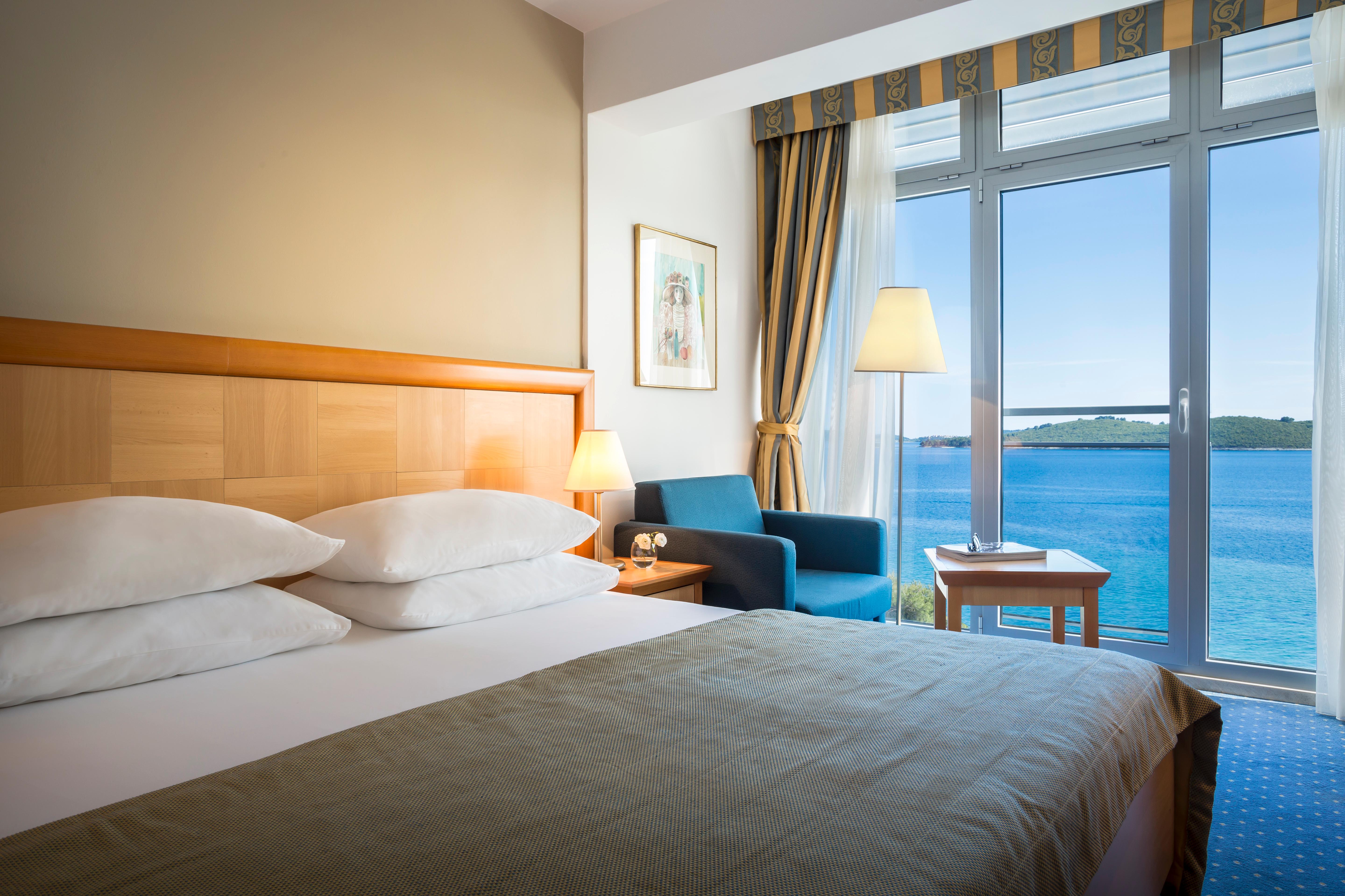 Double Superior Sea View