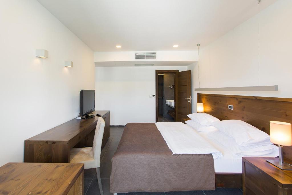 Double Superior with Balcony