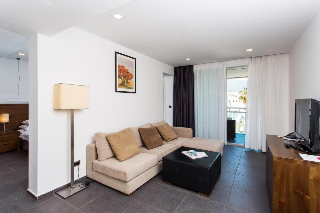 Double Superior with Balcony