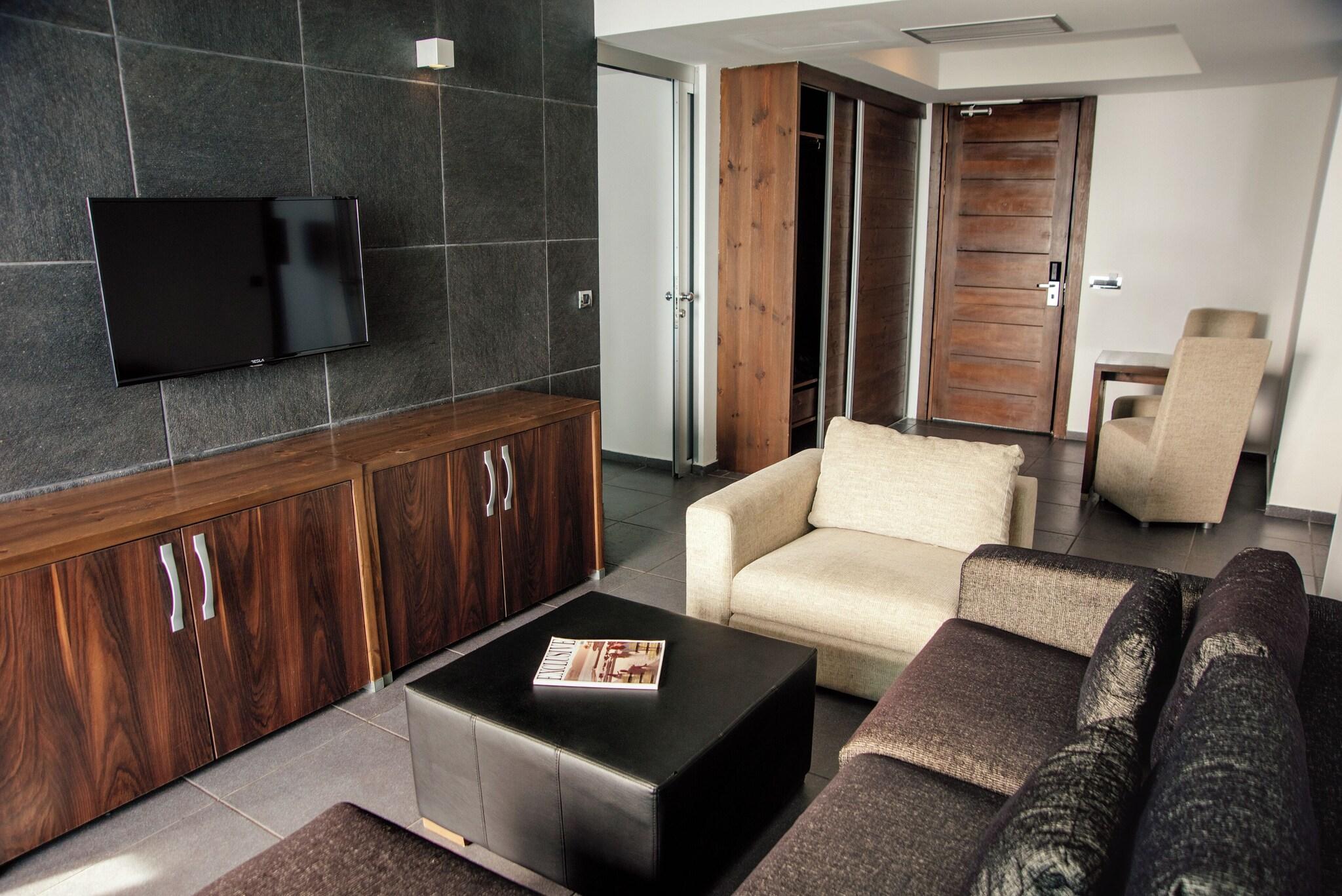 Suite Grand with Views