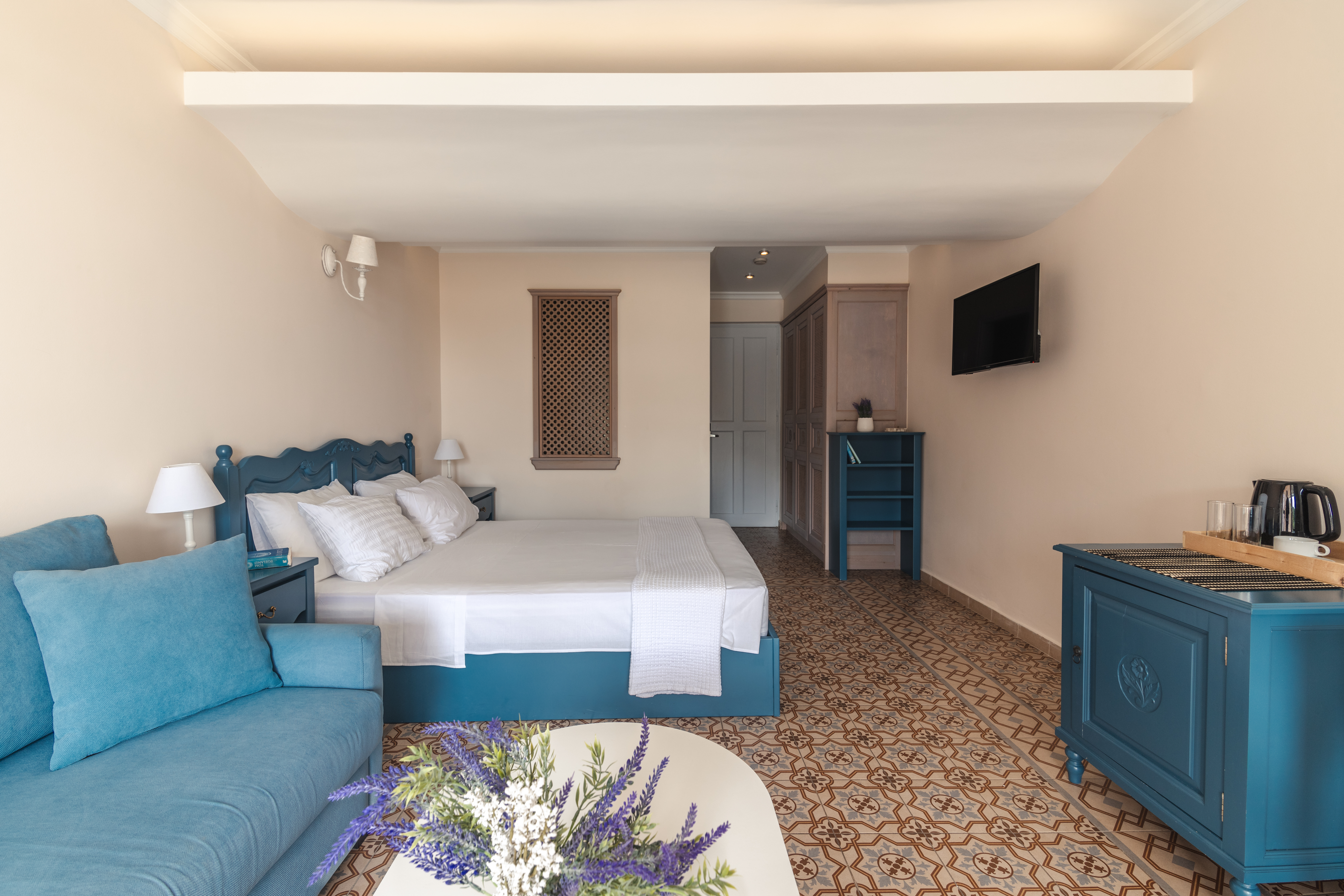 Junior Suite with Jacuzzi with Views