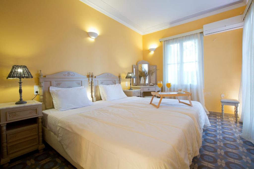 Suite Garden View with Balcony