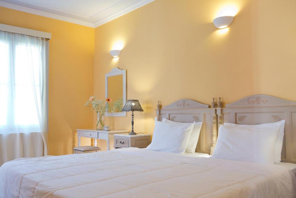 Suite Garden View with Balcony