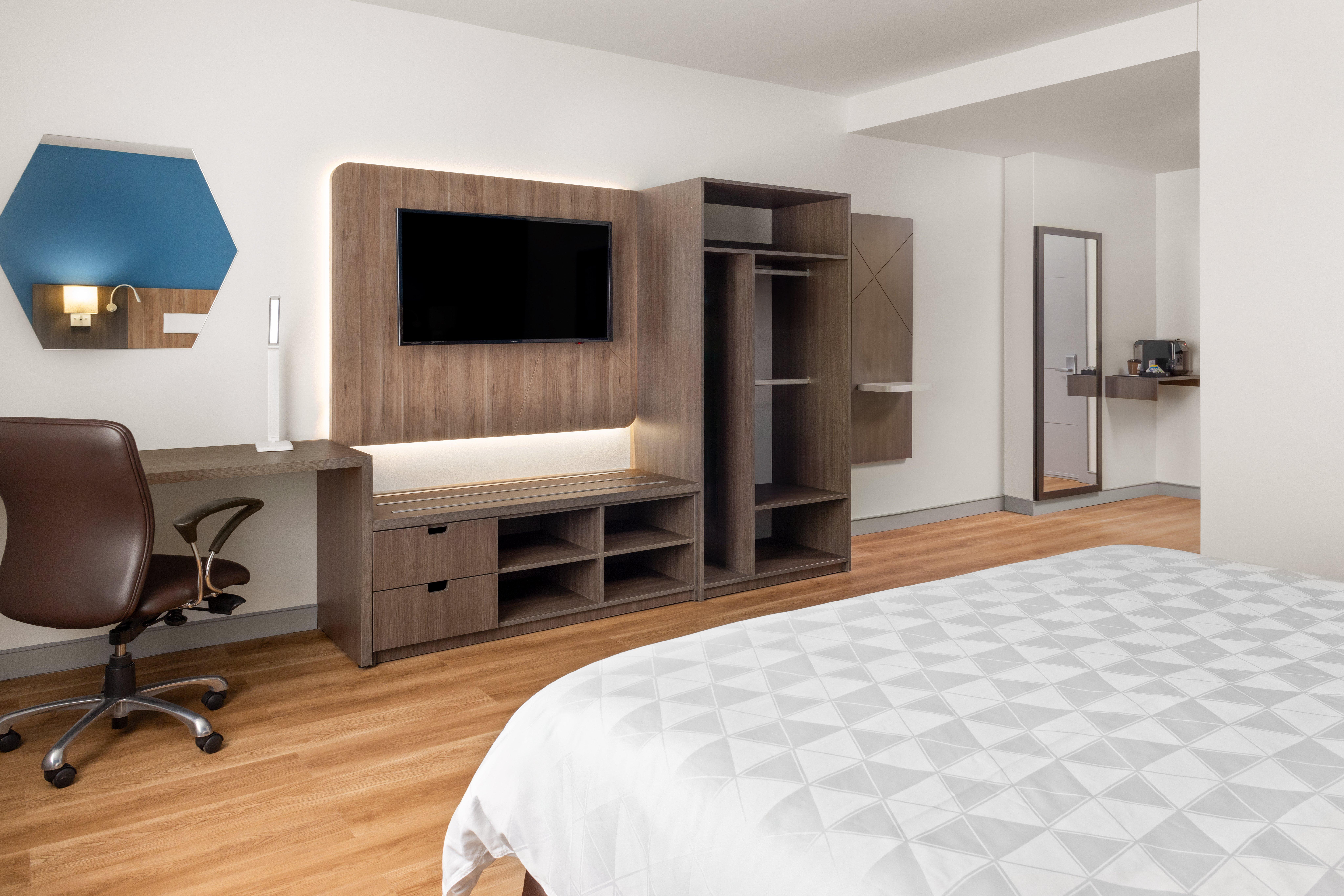 Double King Size Bed