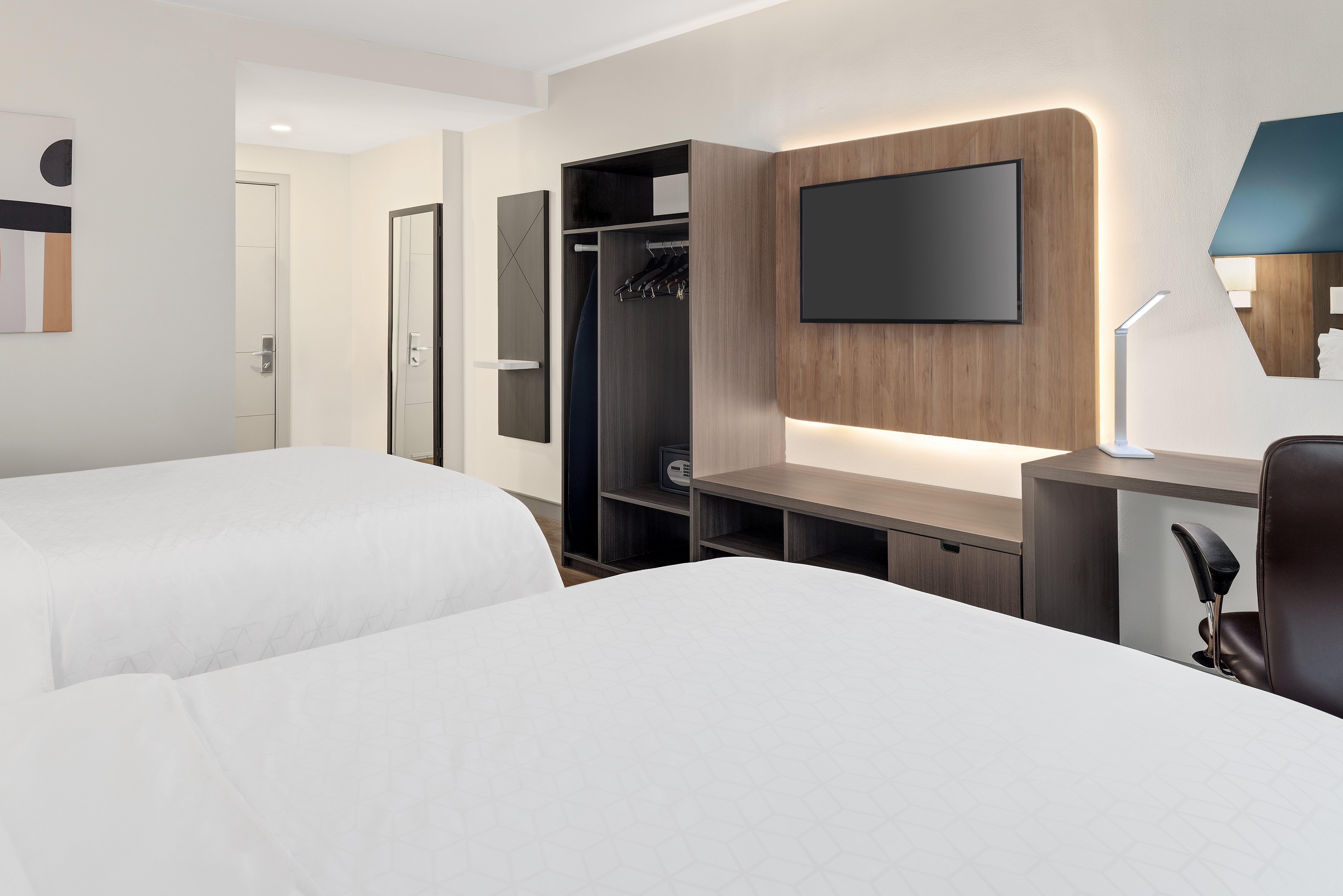 Quadruple Two Double Beds