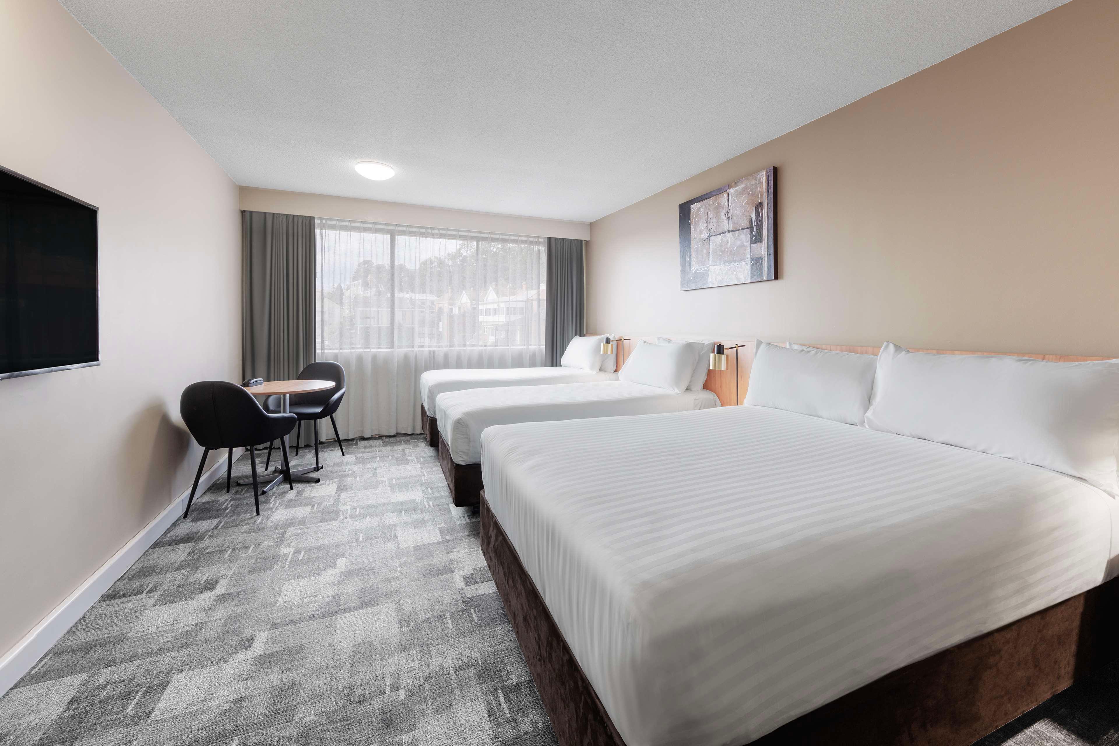 Family Room Queen Bed Non Smoking