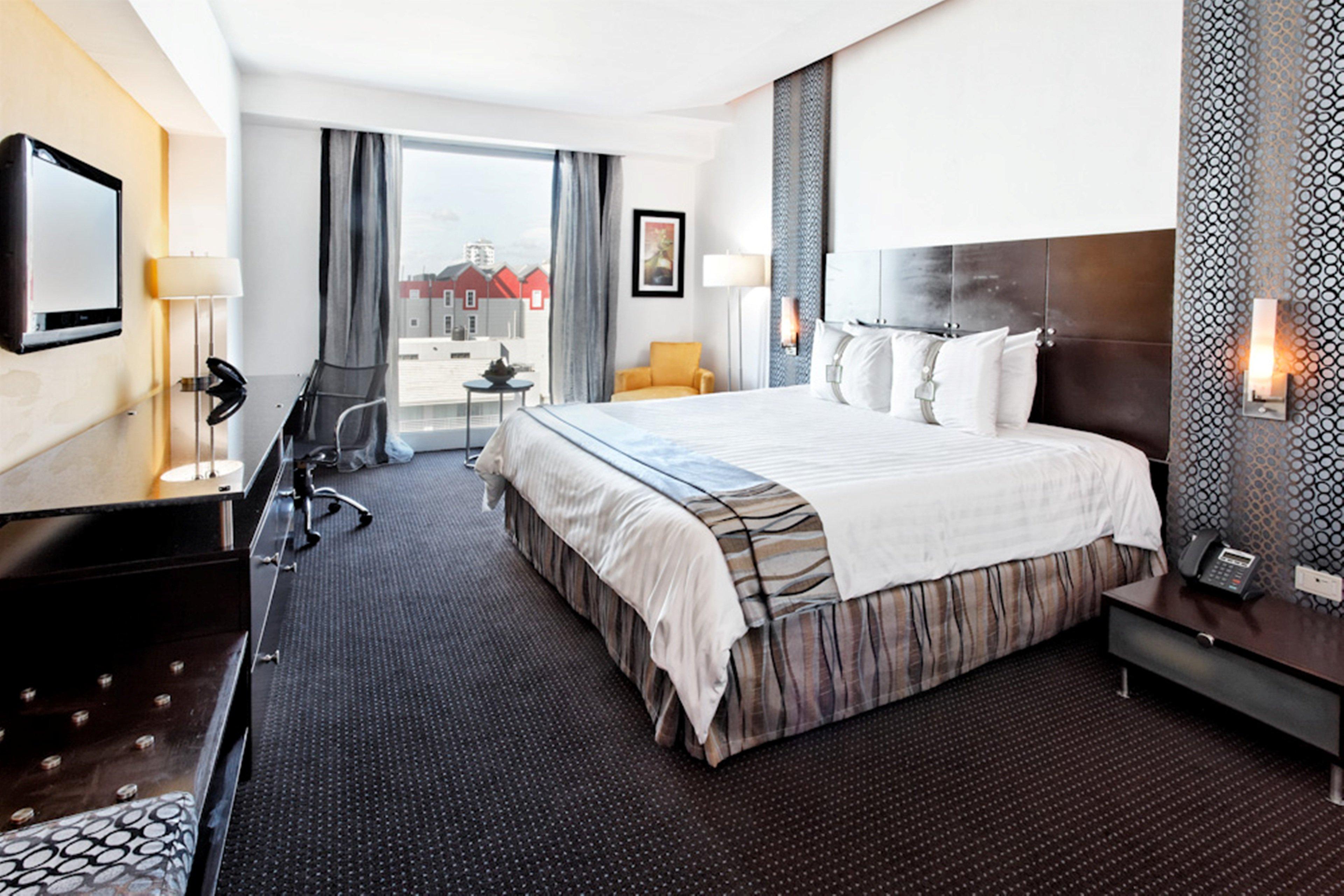 Double King Bed Non Smoking