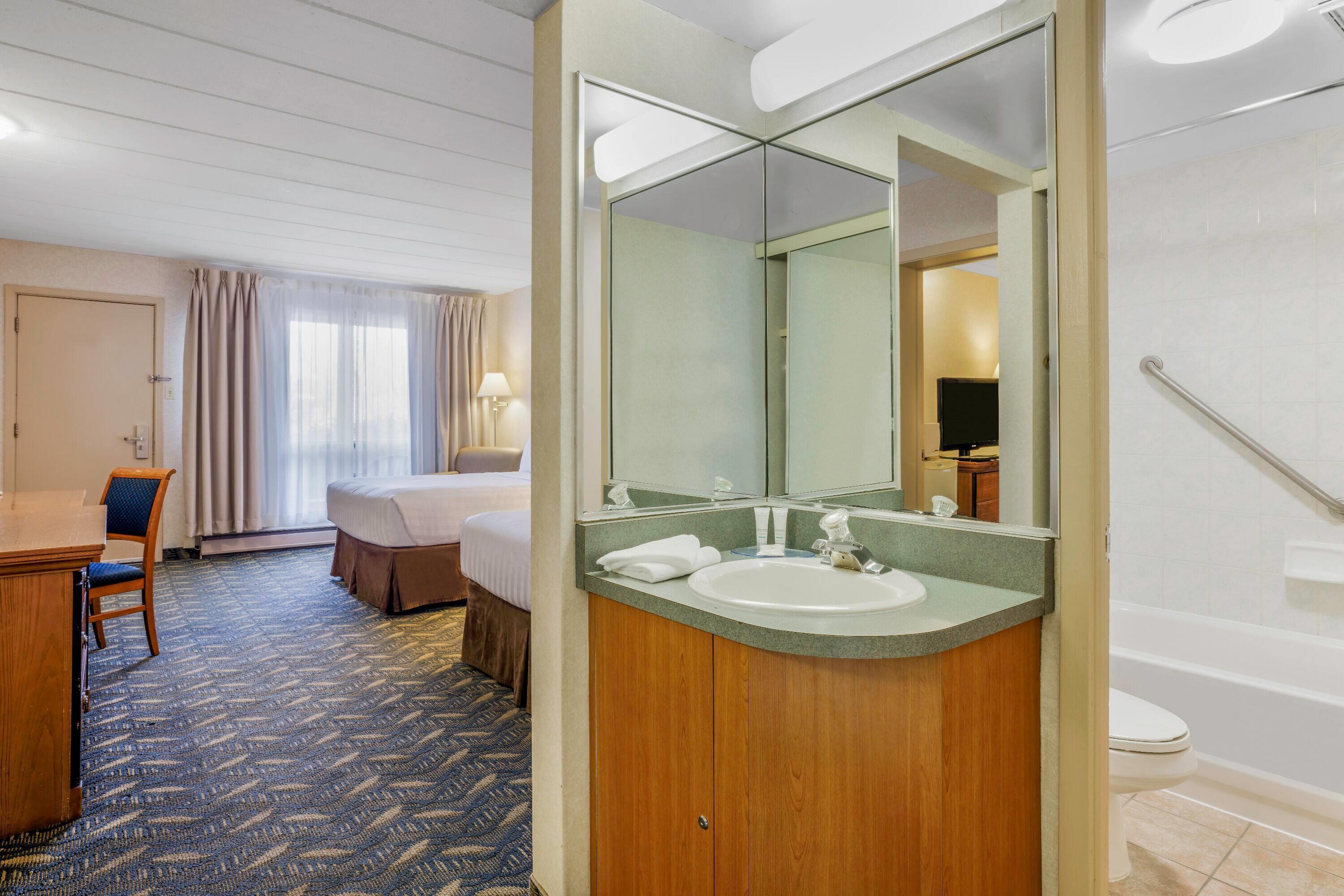 Quadruple Two Double Beds