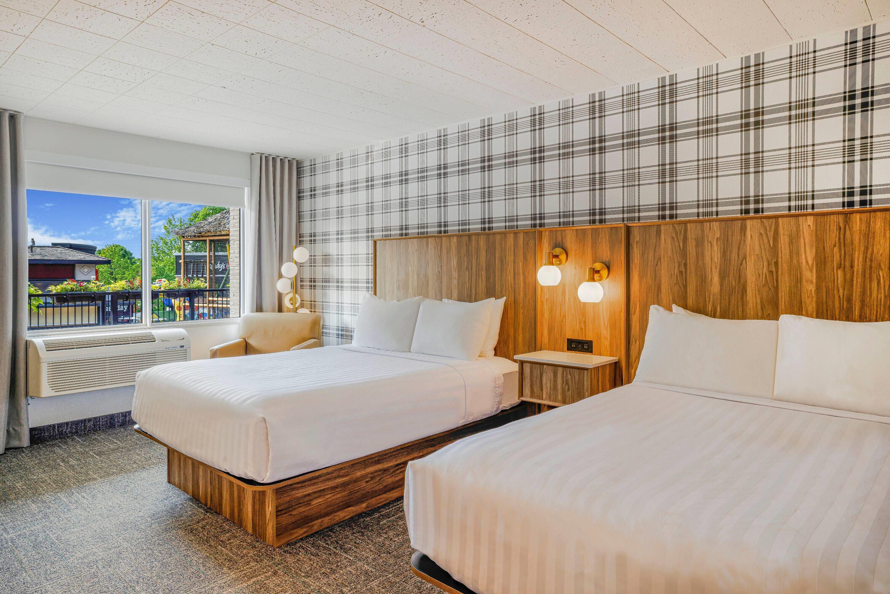 Quadruple Non Smoking