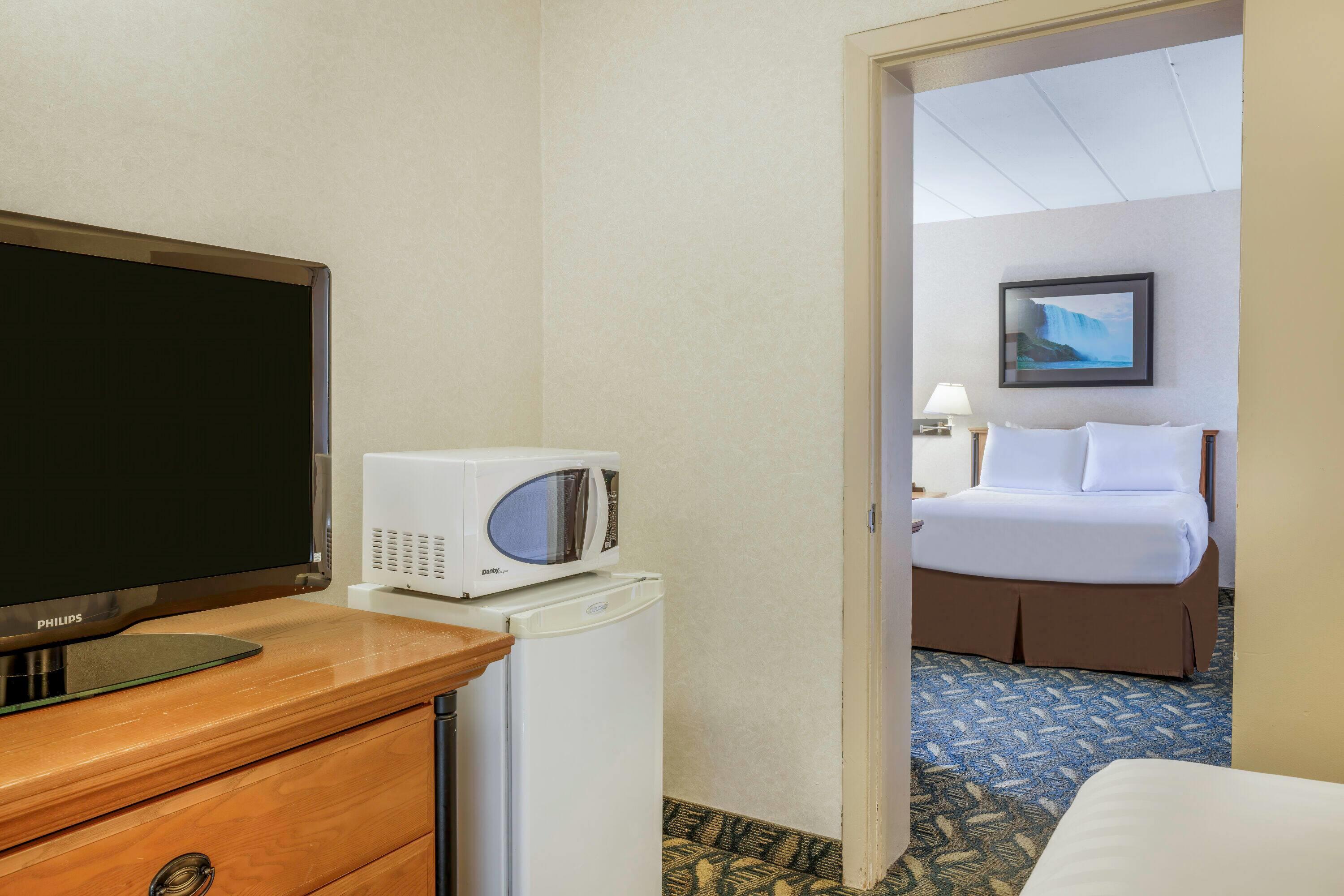 Family Room Three Beds