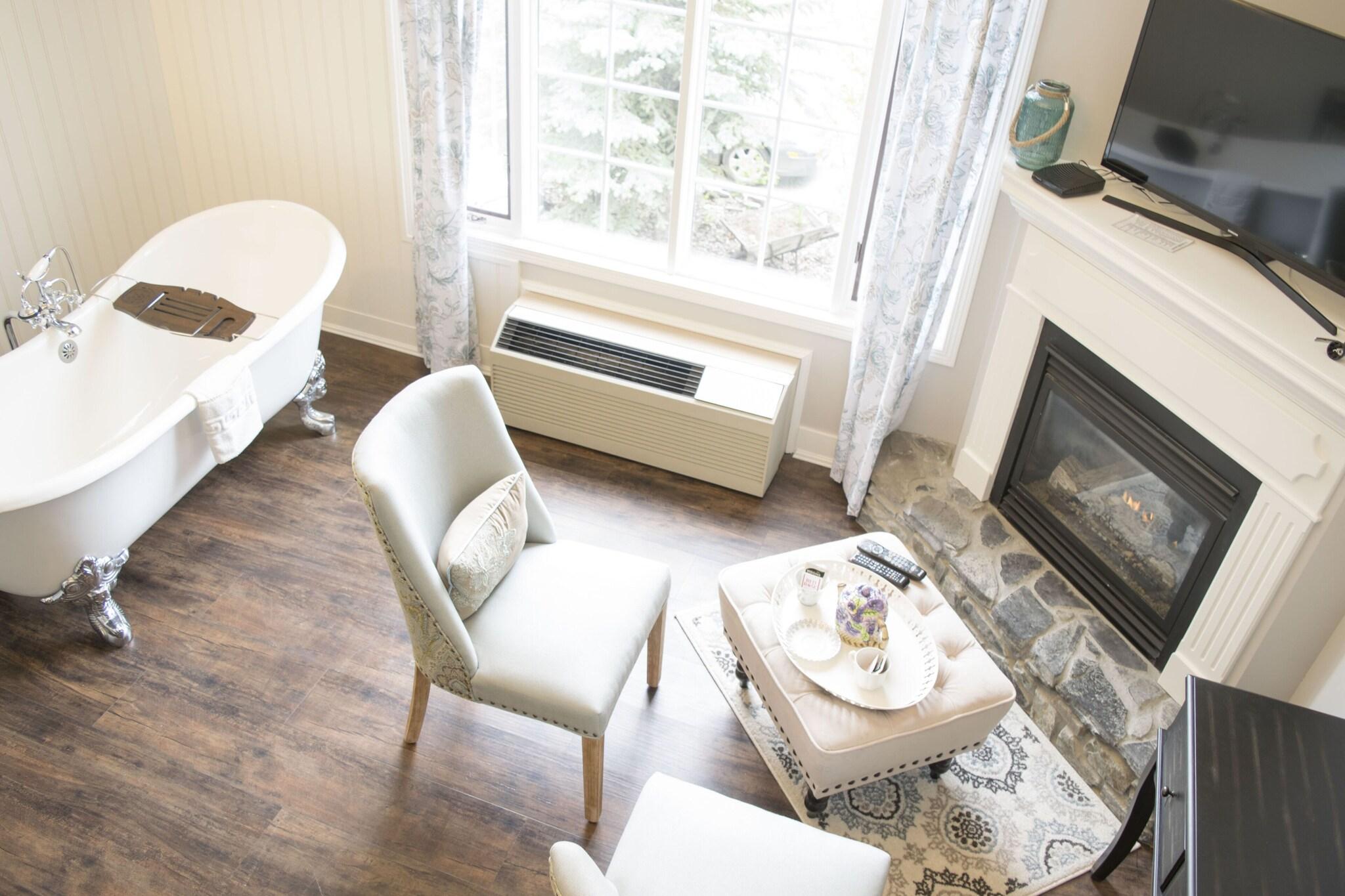 Double Deluxe King Bed