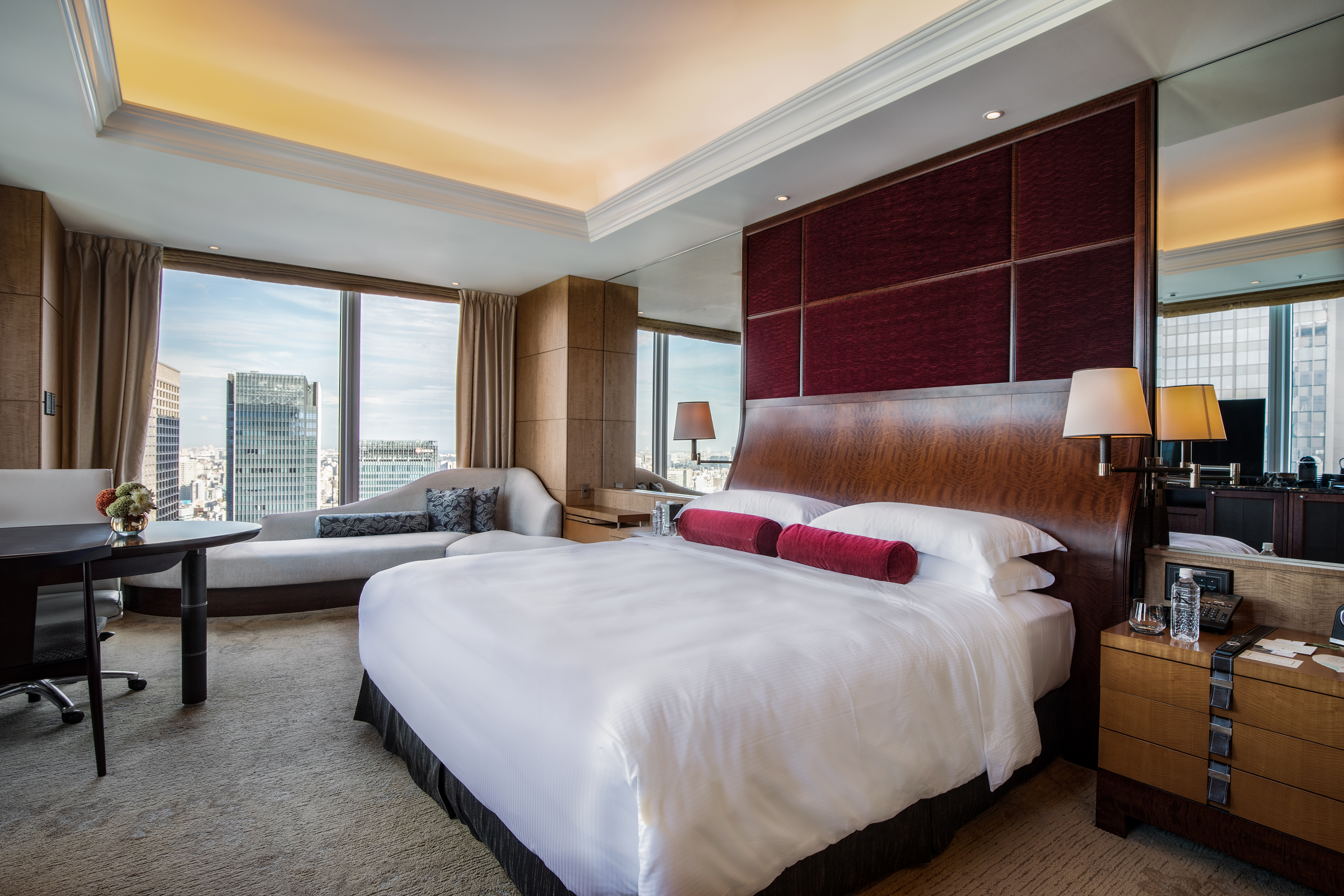 Room Deluxe King Bed