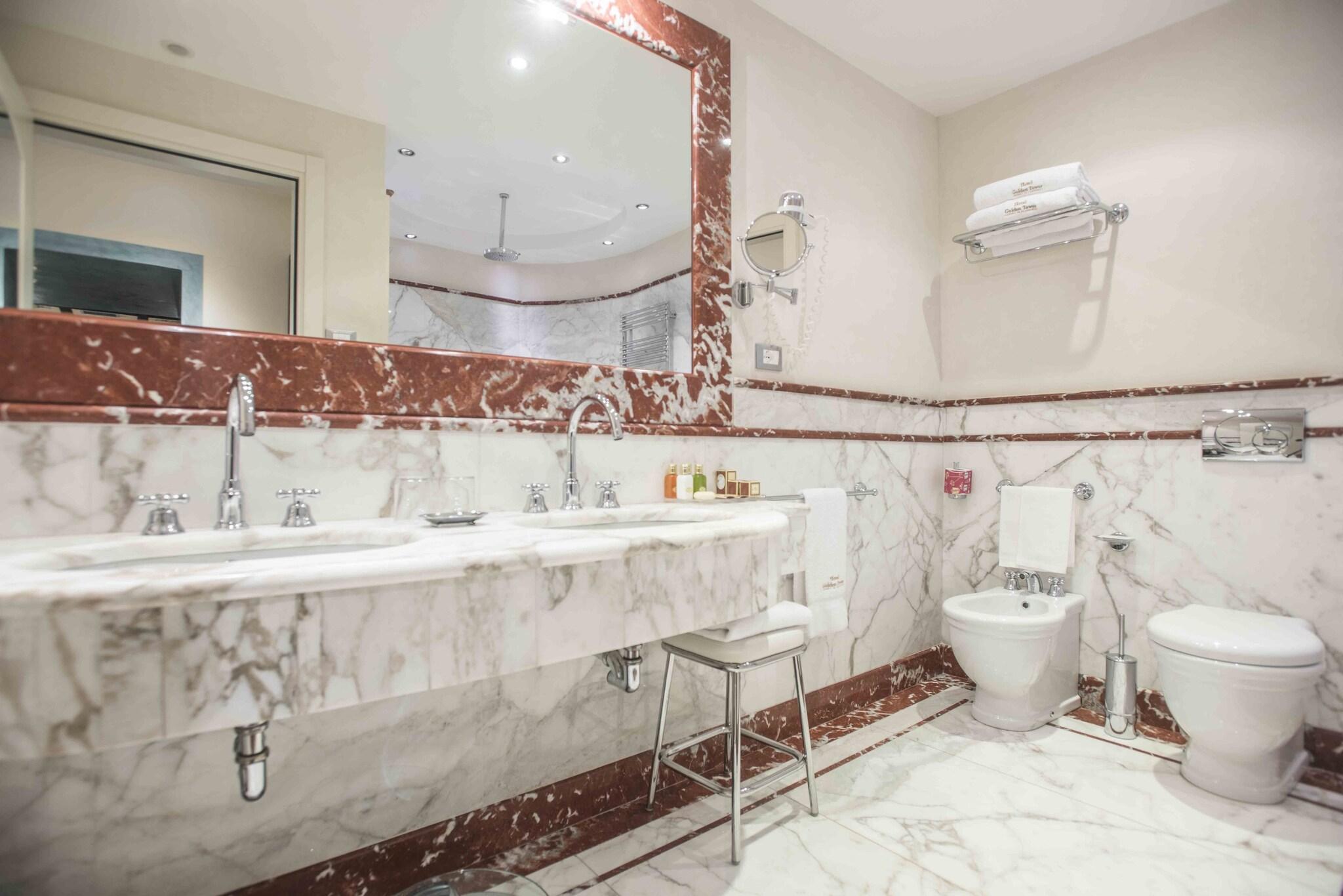 Double Deluxe with Jacuzzi