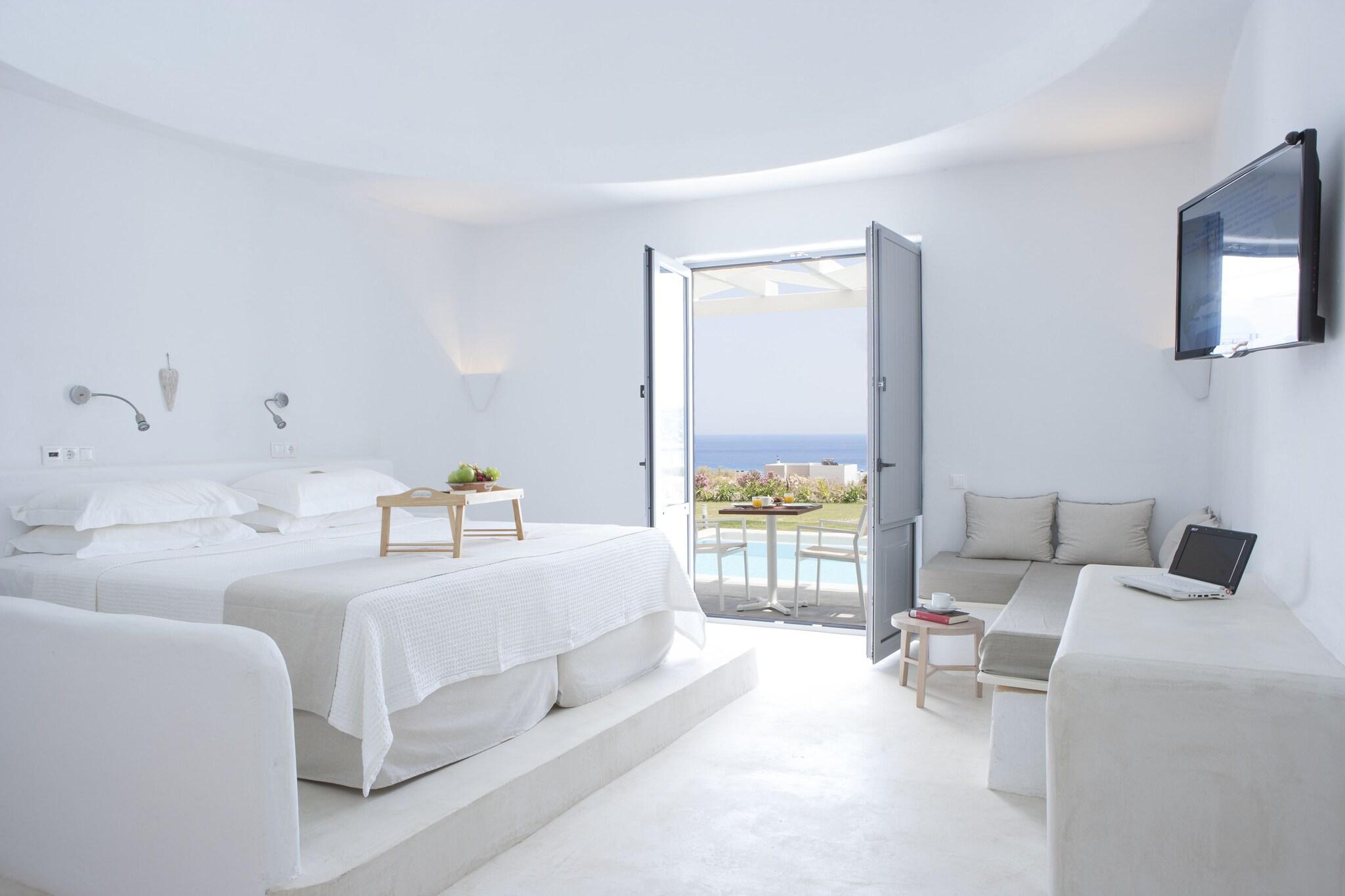 Triple with Private Pool