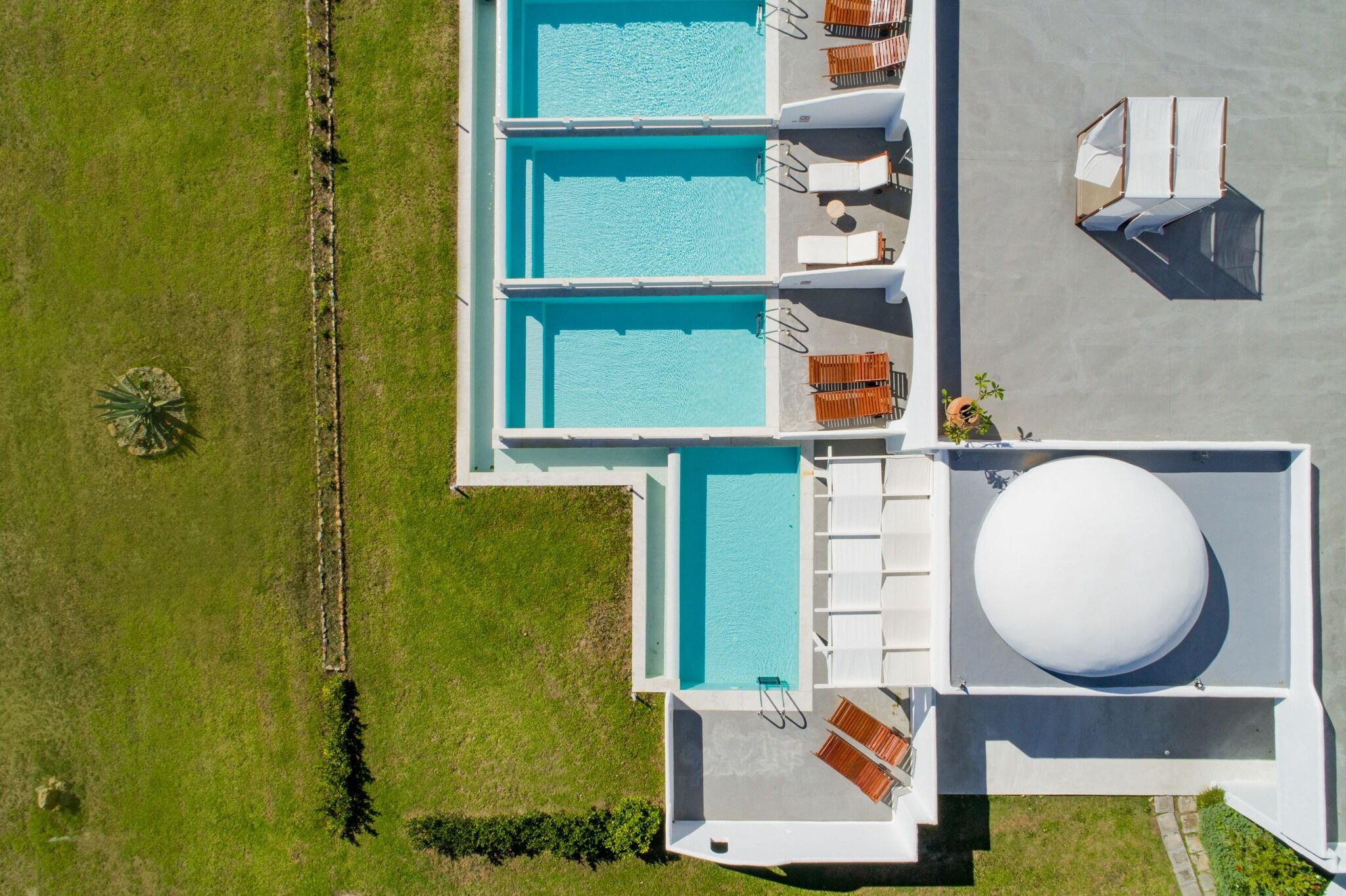 Triple with Private Pool