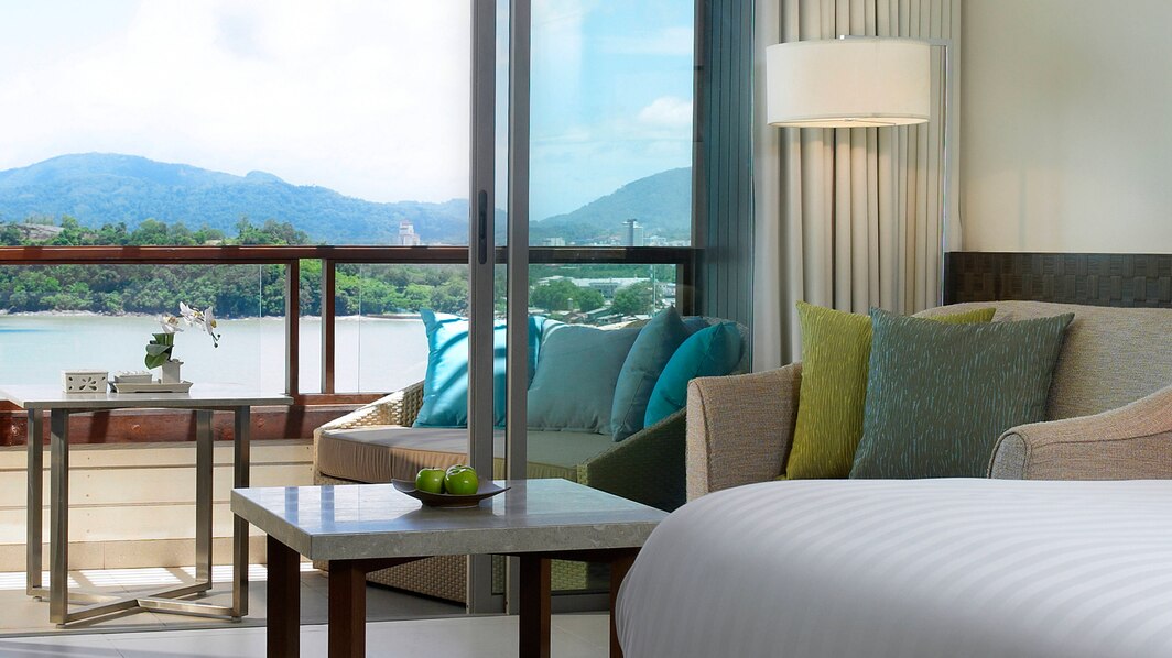 Double or Twin Deluxe Sea View