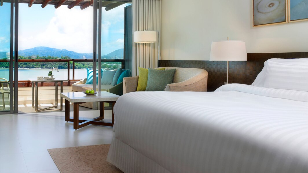 Double or Twin Deluxe Sea View