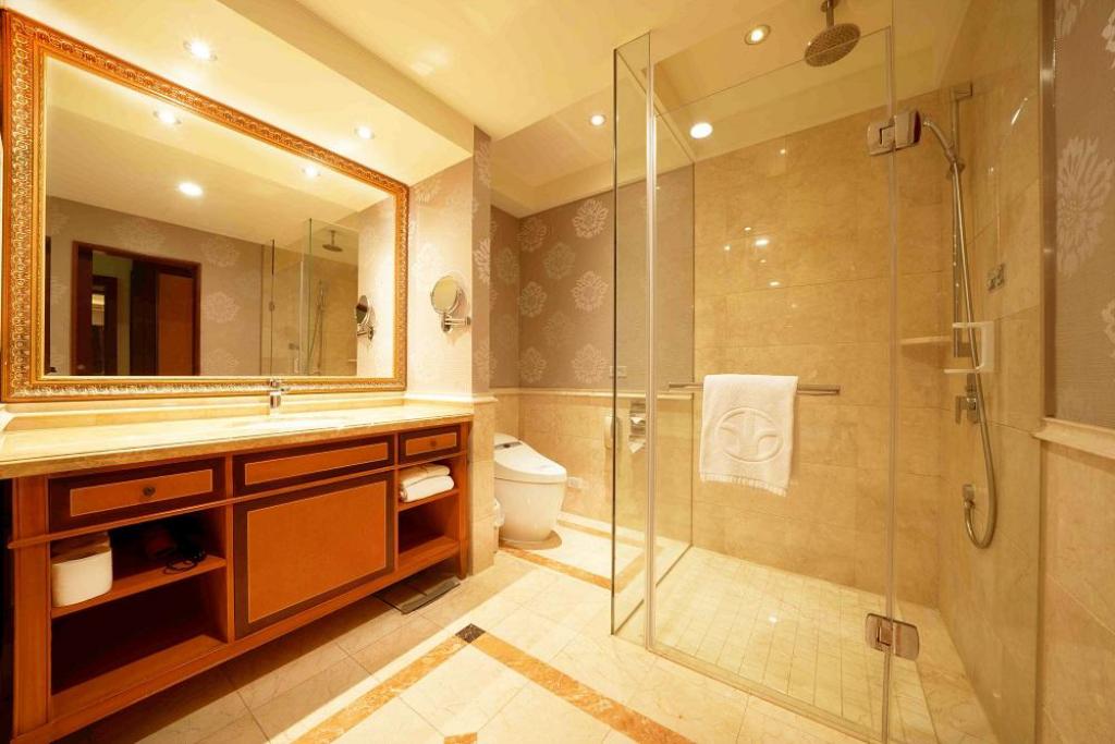 Family Room Superior