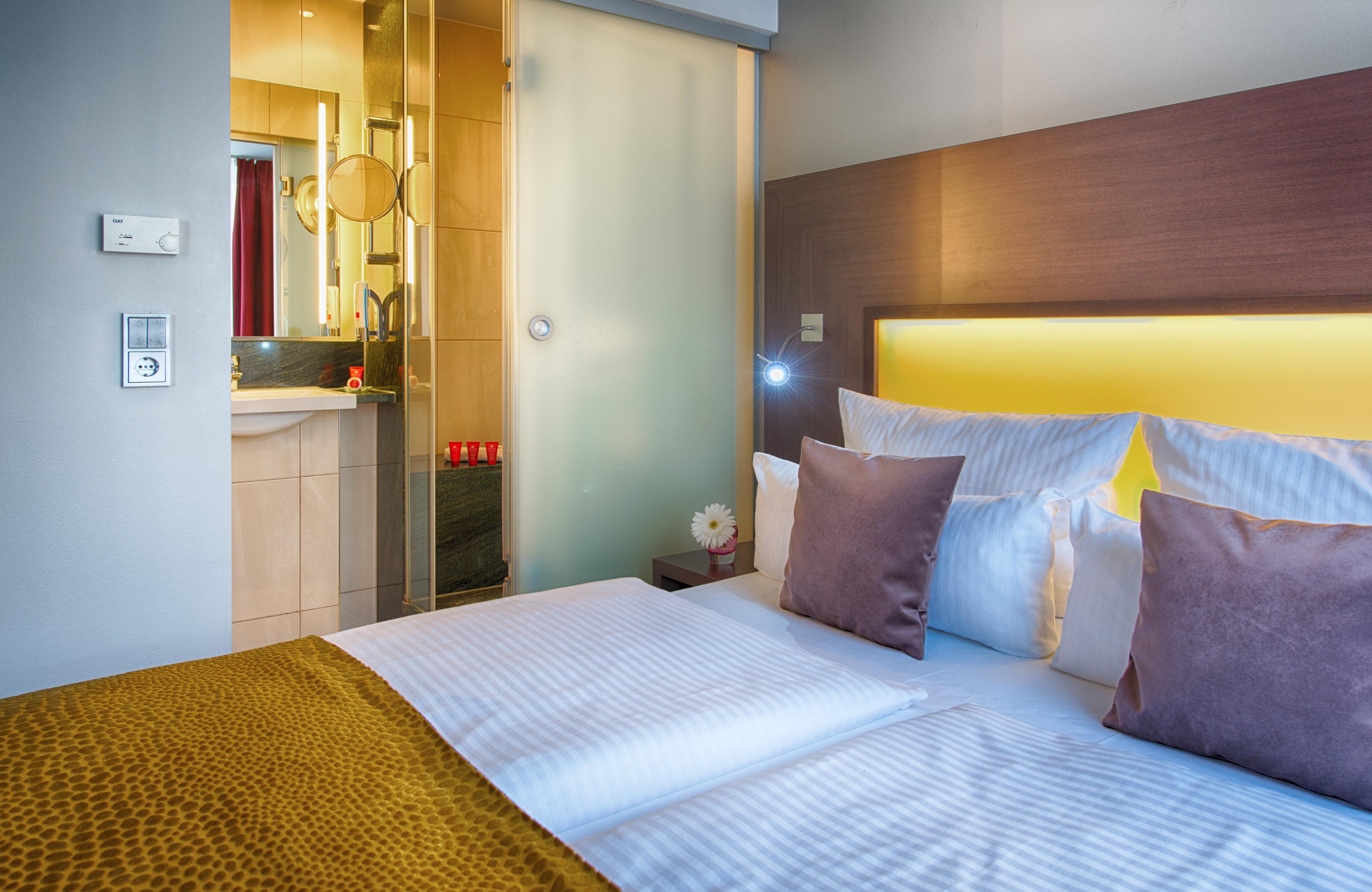 Double or Twin Deluxe