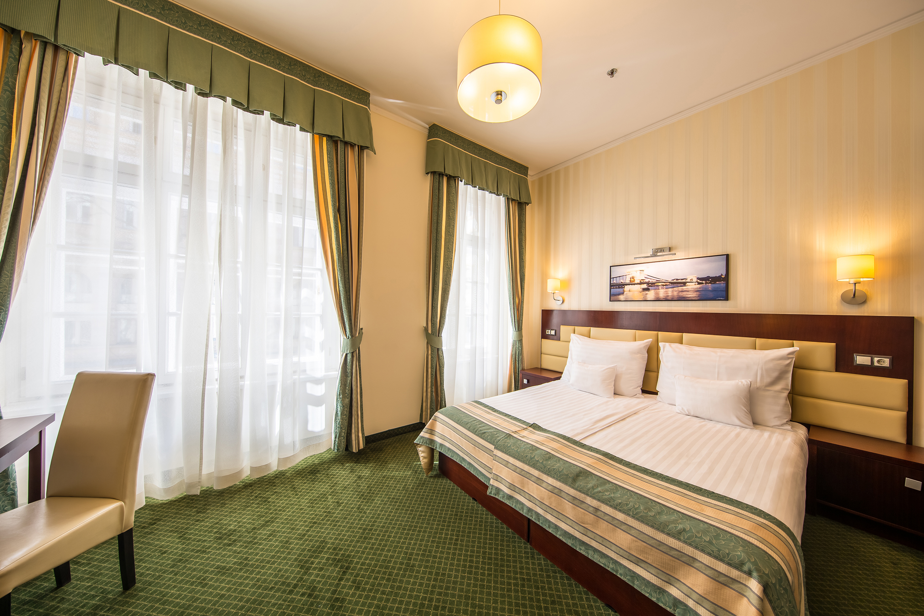 Double or Twin Standard