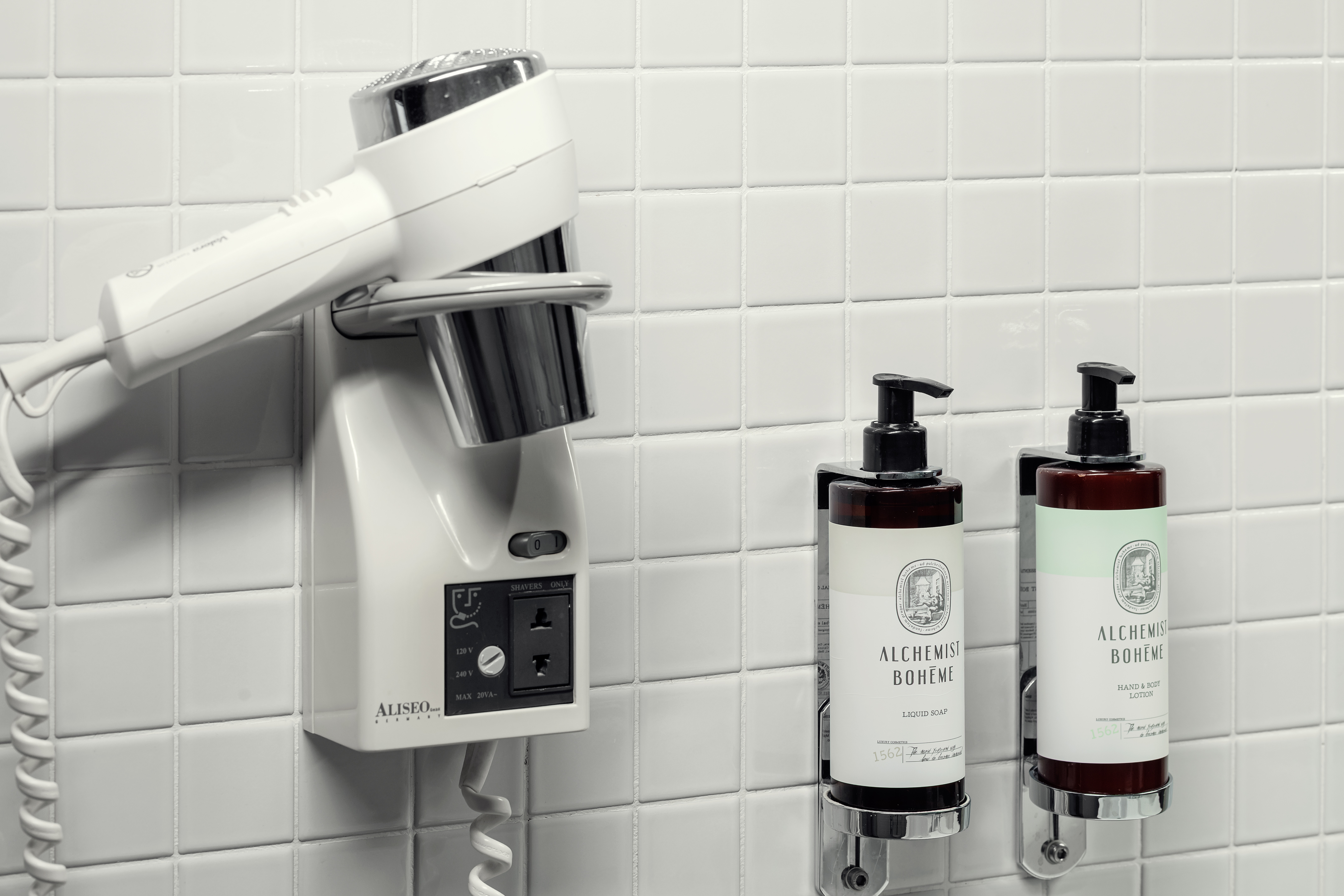 Double or Twin Standard