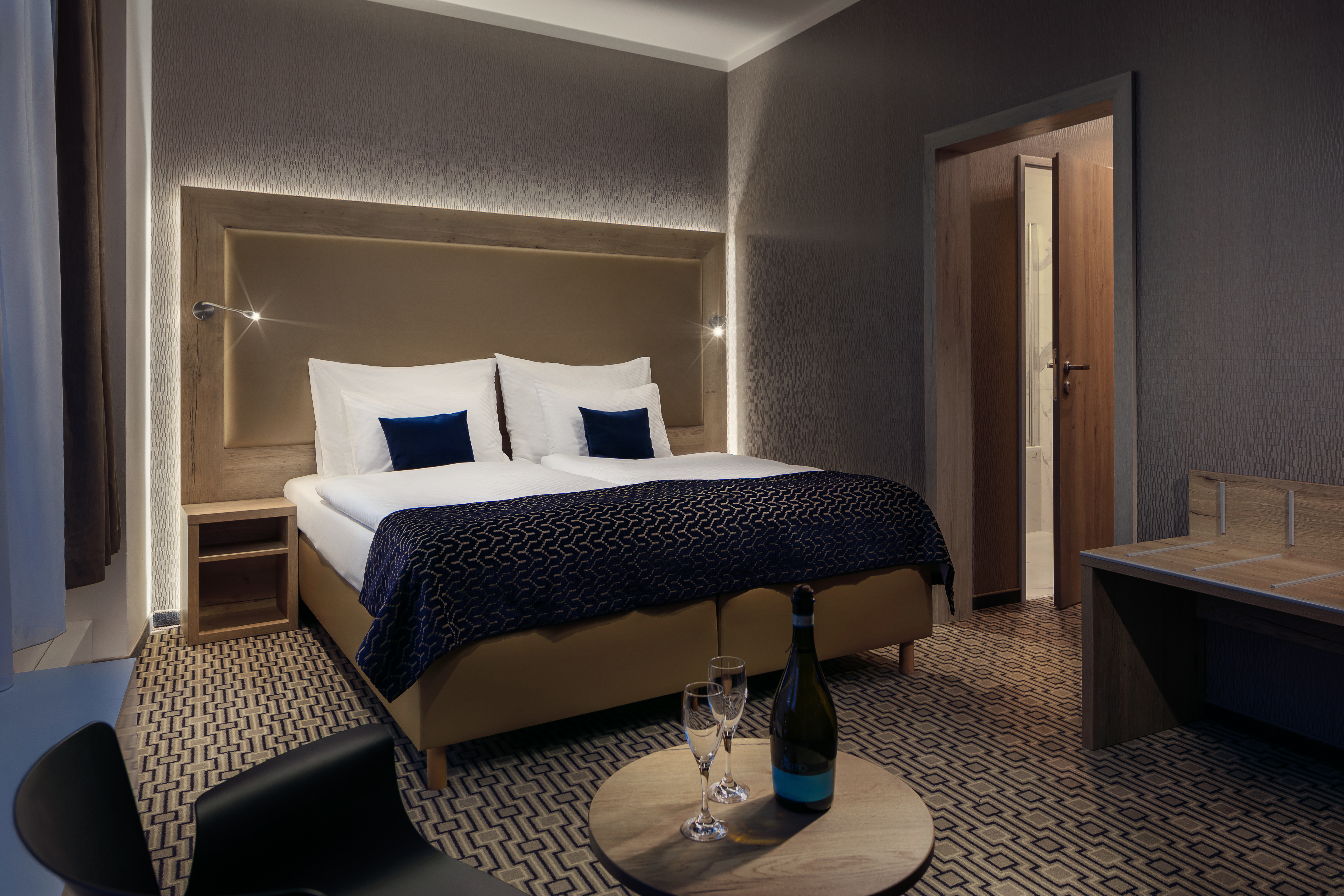 Double or Twin Standard