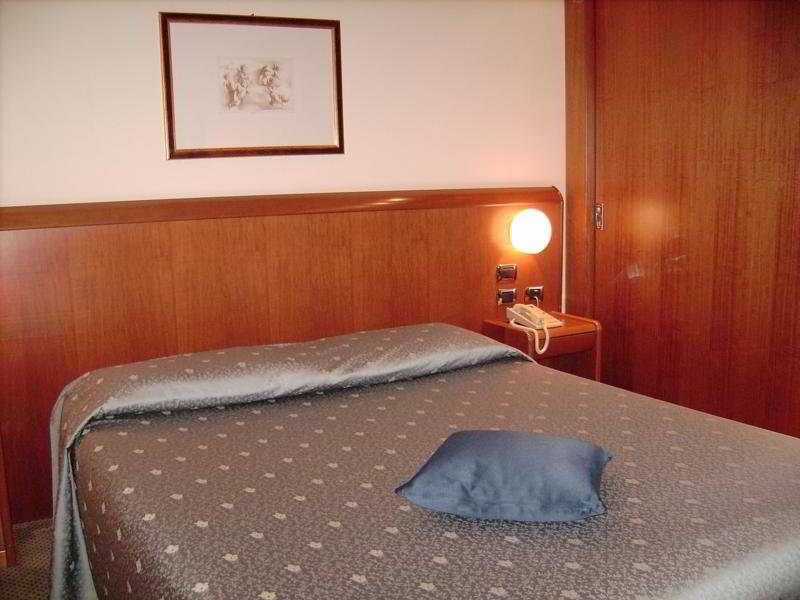 Double Single Classic